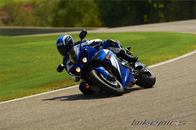 2012 YAMAHA YZF R1 | Picture 2273088 motorcycle photo