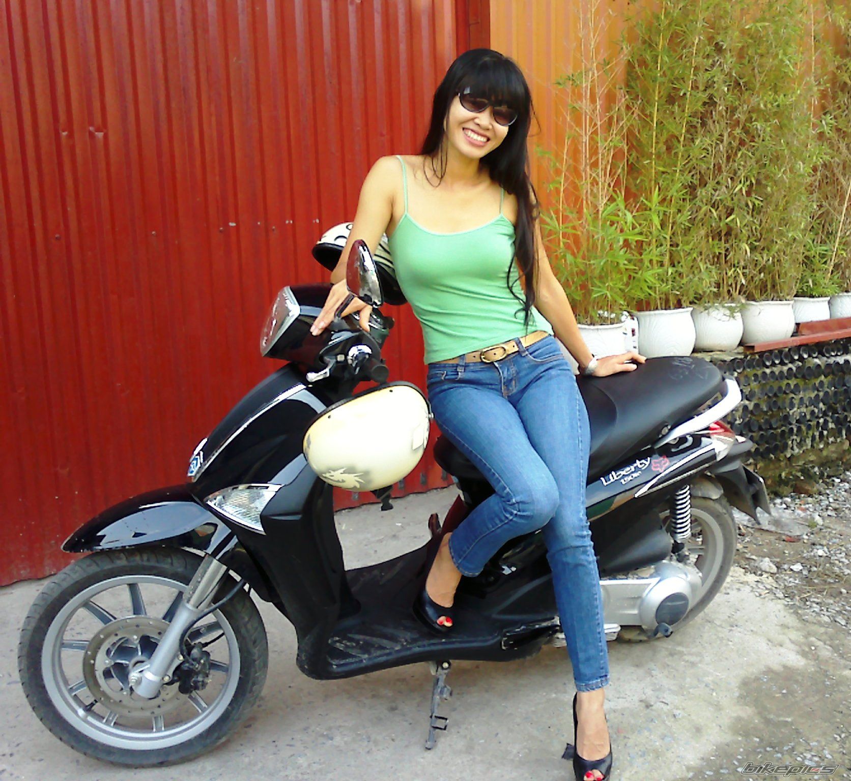 2011 PIAGGIO LIBERTY 150 | Picture 2273213 motorcycle photo
