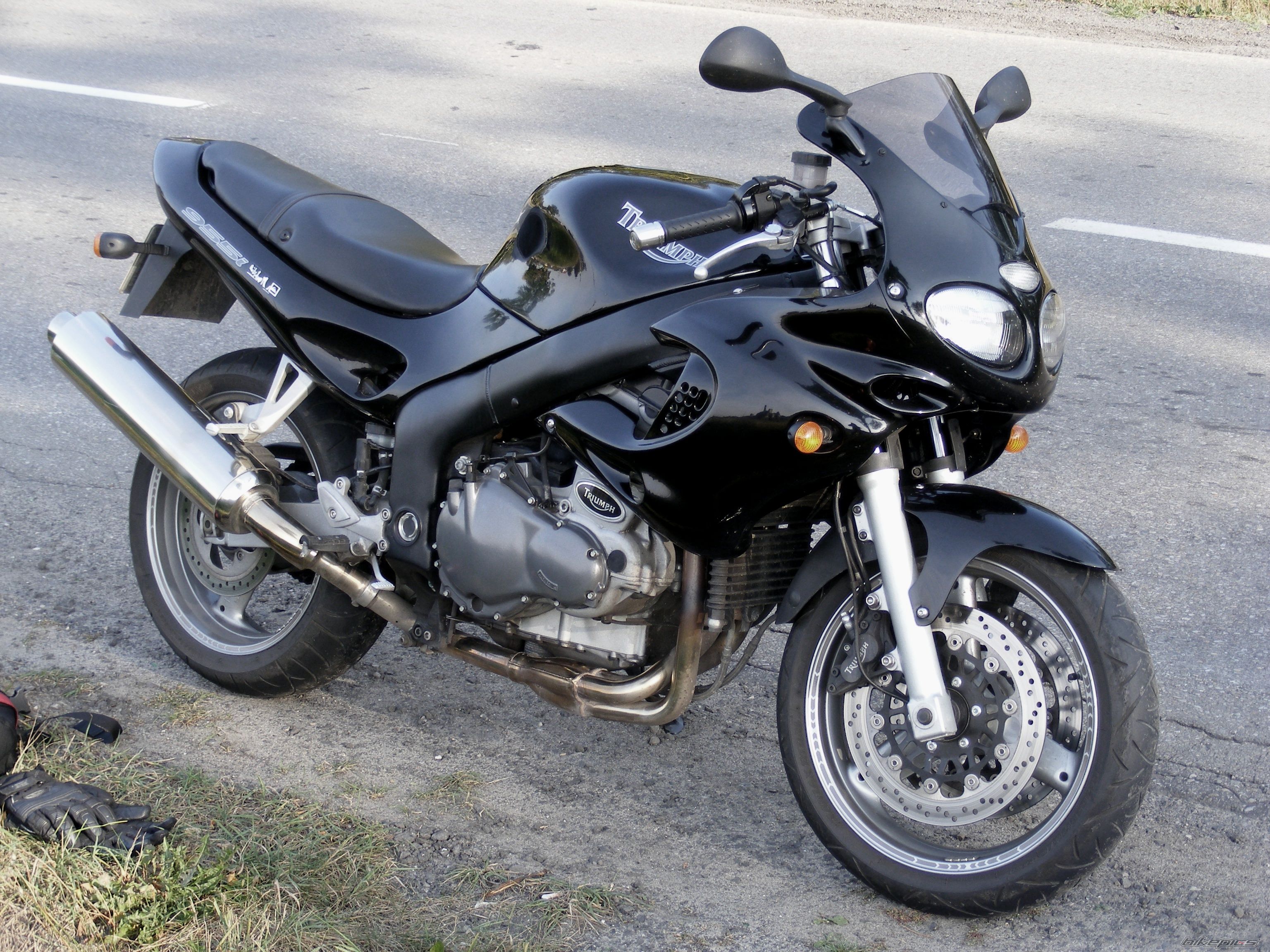 2001 TRIUMPH SPRINT RS | Picture 2273688 motorcycle photo