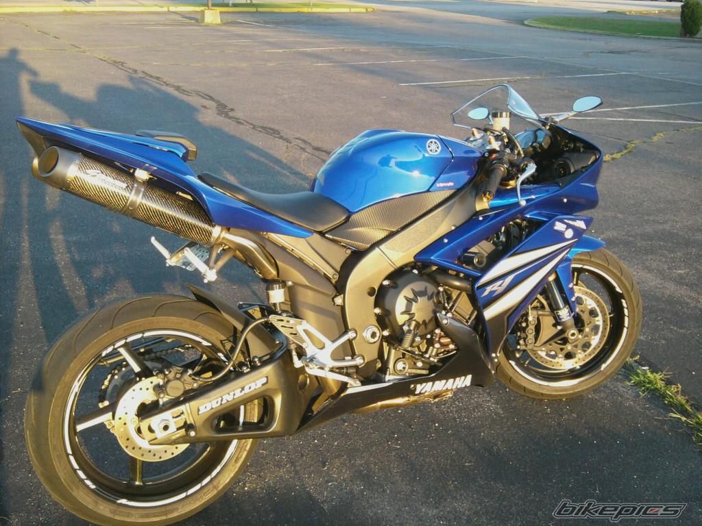 2008 YAMAHA R1 | Picture 2274275 motorcycle photo