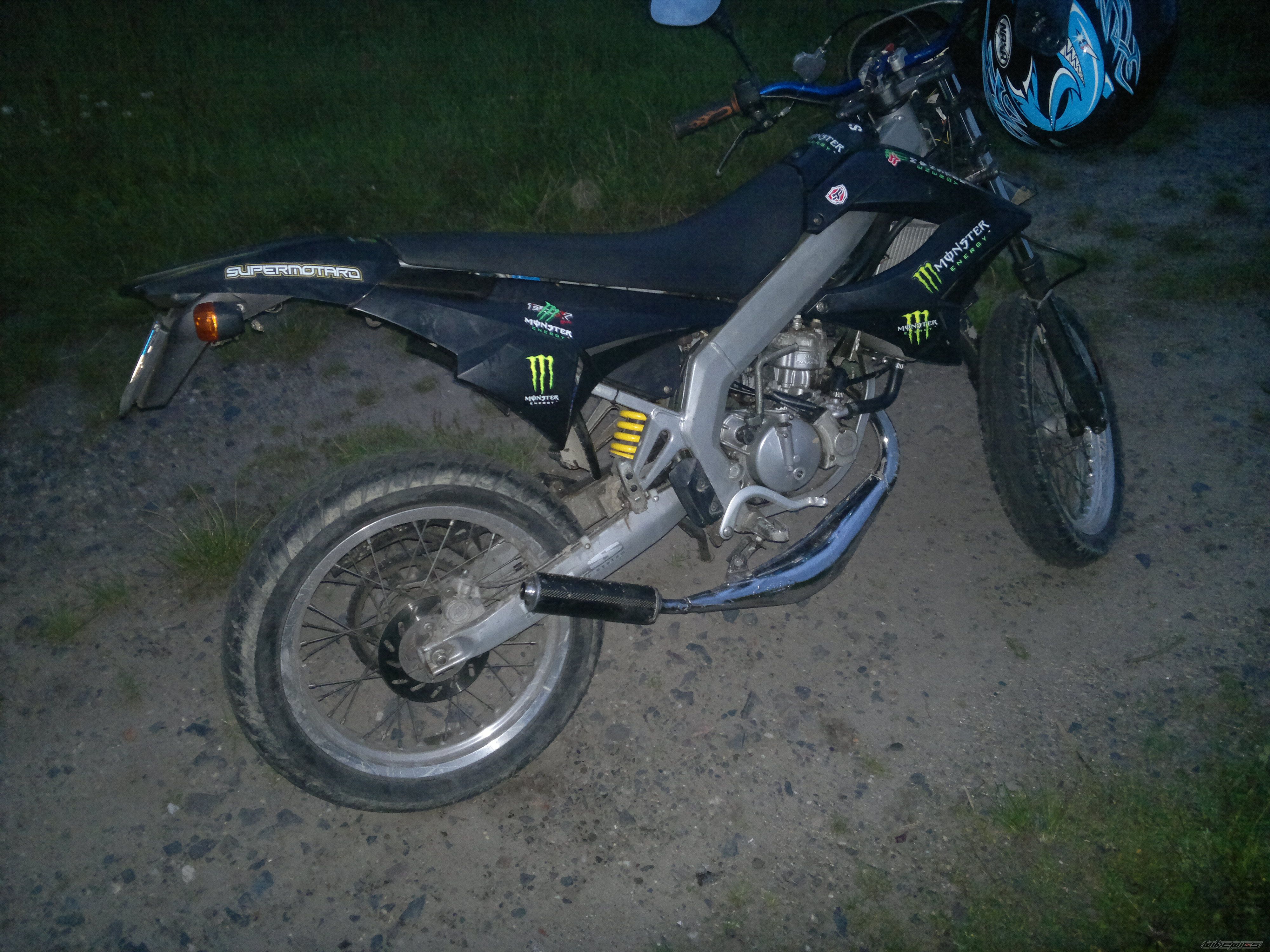 2004 DERBI SENDA SM 50 | Picture 2275423 motorcycle photo