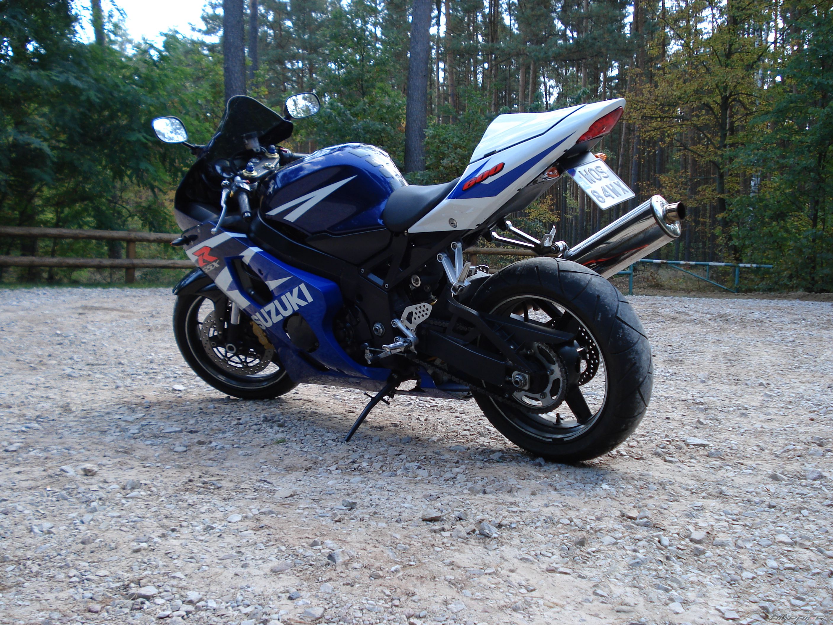 2004 SUZUKI GSX R 600 | Picture 2279077 motorcycle photo