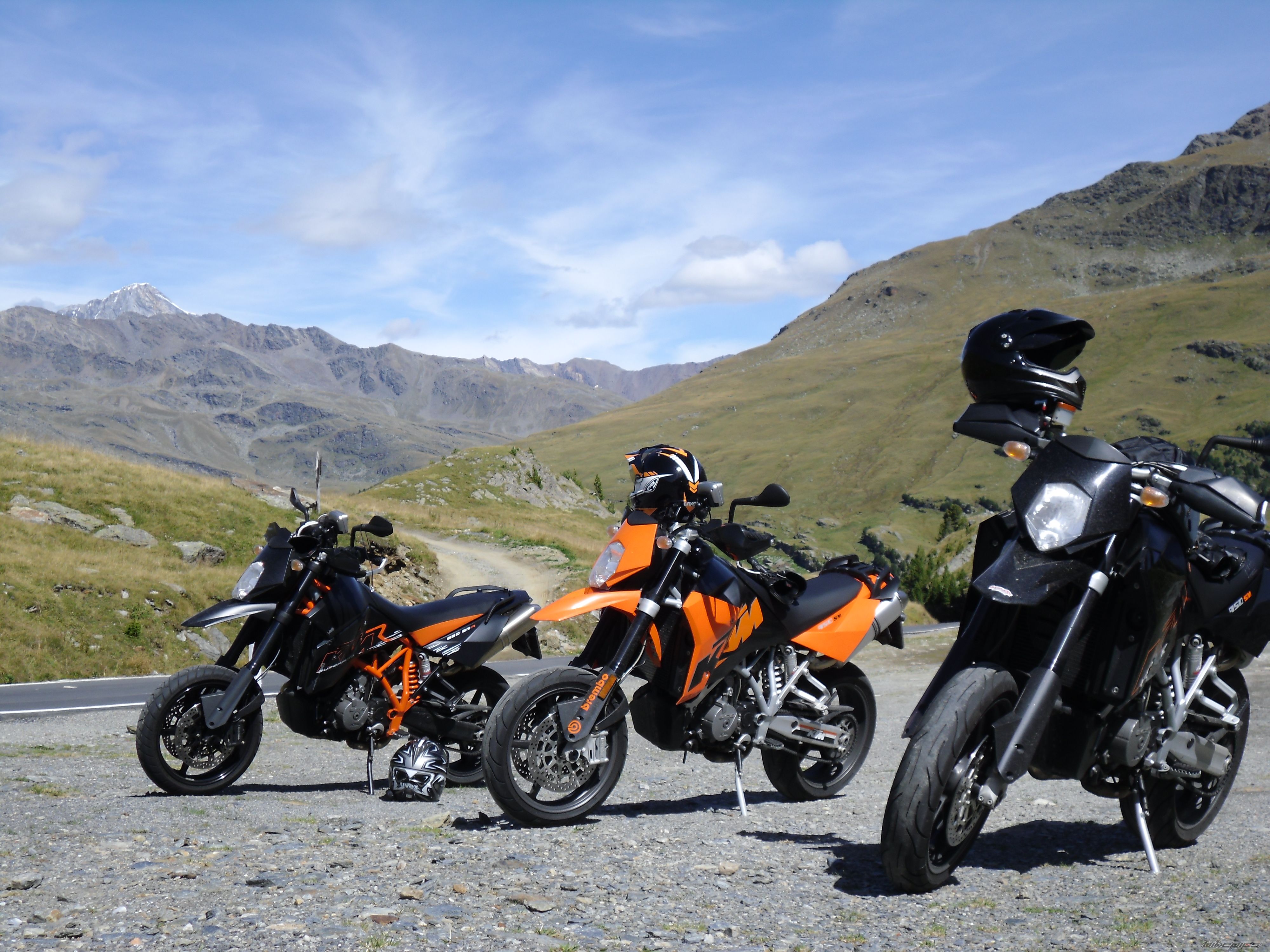 2008 KTM 950 SUPERMOTO | Picture 2279117 motorcycle photo