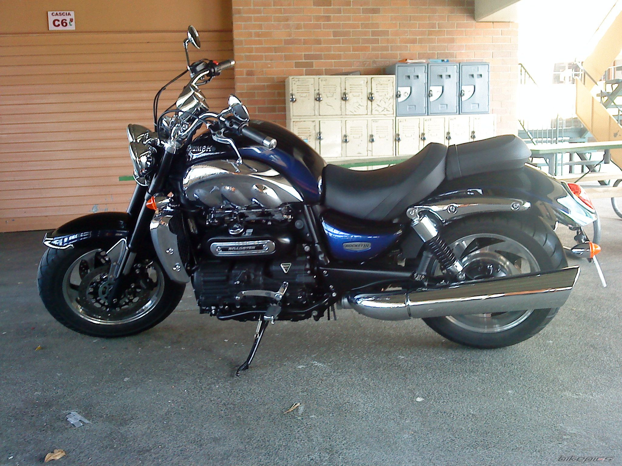 2011 TRIUMPH ROCKET III | Picture 2280273 motorcycle photo