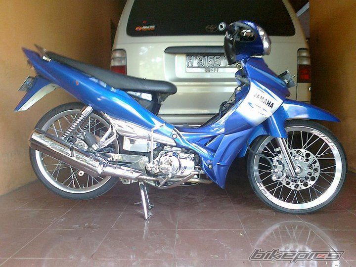 2012 YAMAHA SPARK RR | Picture 2282087 motorcycle photo