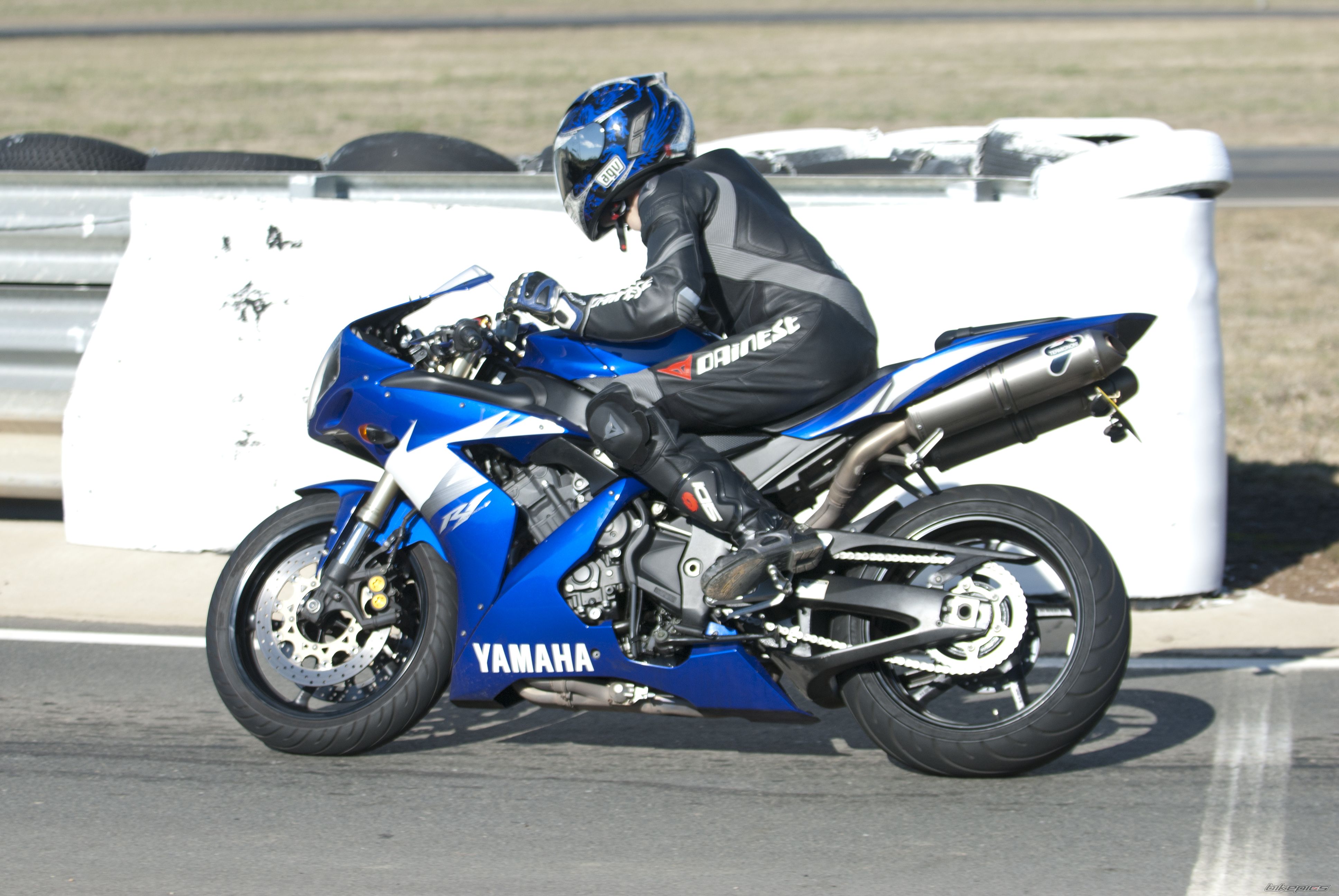 2005 YAMAHA YZF R1 | Picture 2282216 motorcycle photo