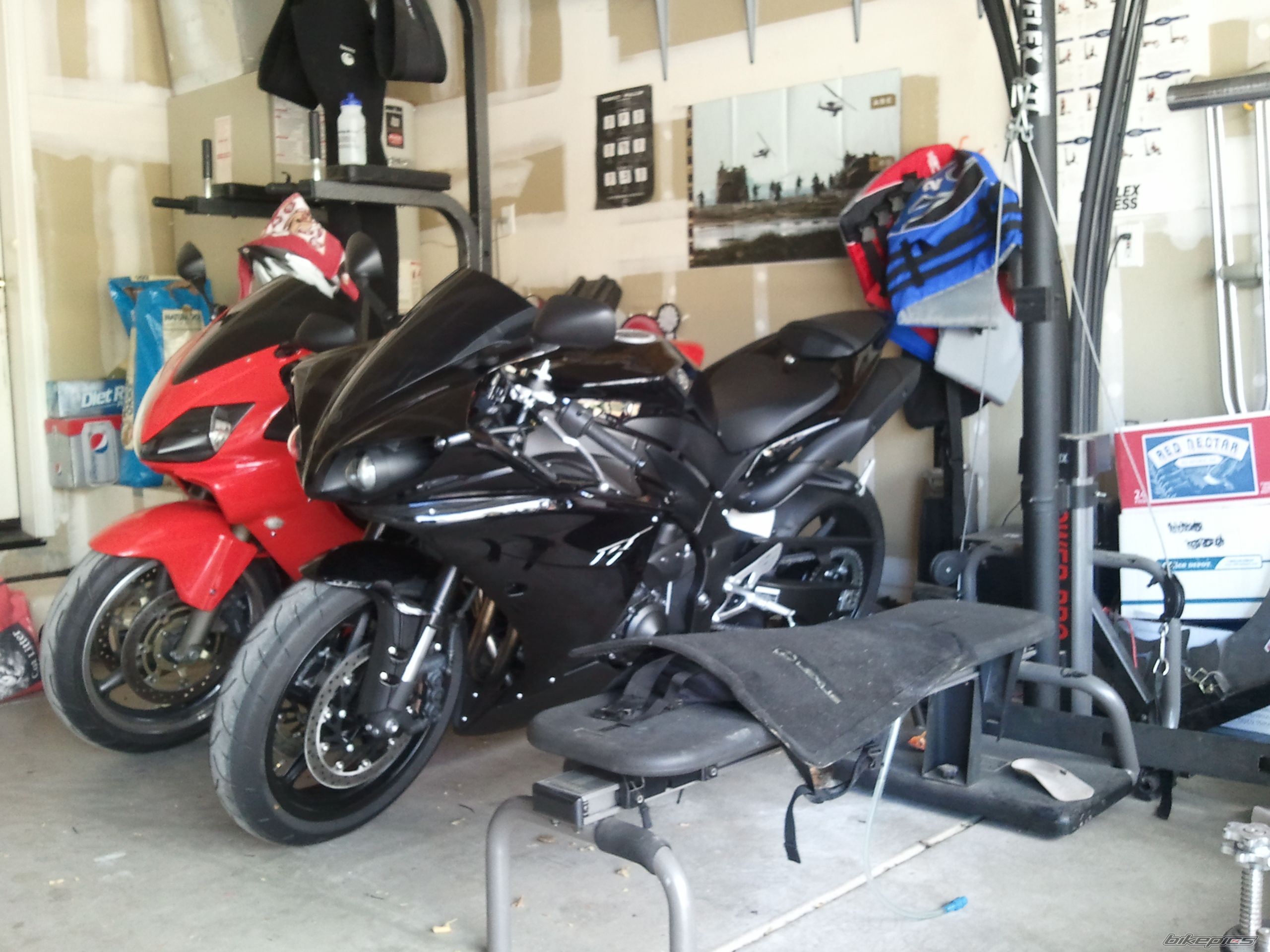 2011 YAMAHA YZF R1 | Picture 2283243 motorcycle photo