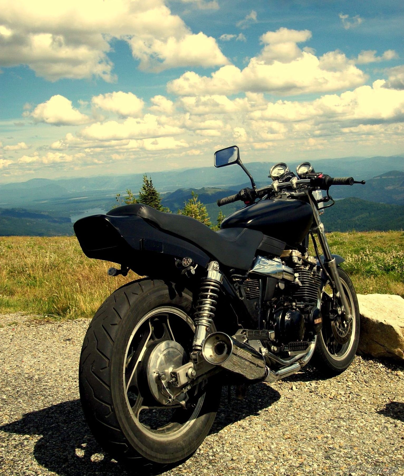 1987 YAMAHA YX 600 | Picture 2283308 motorcycle photo