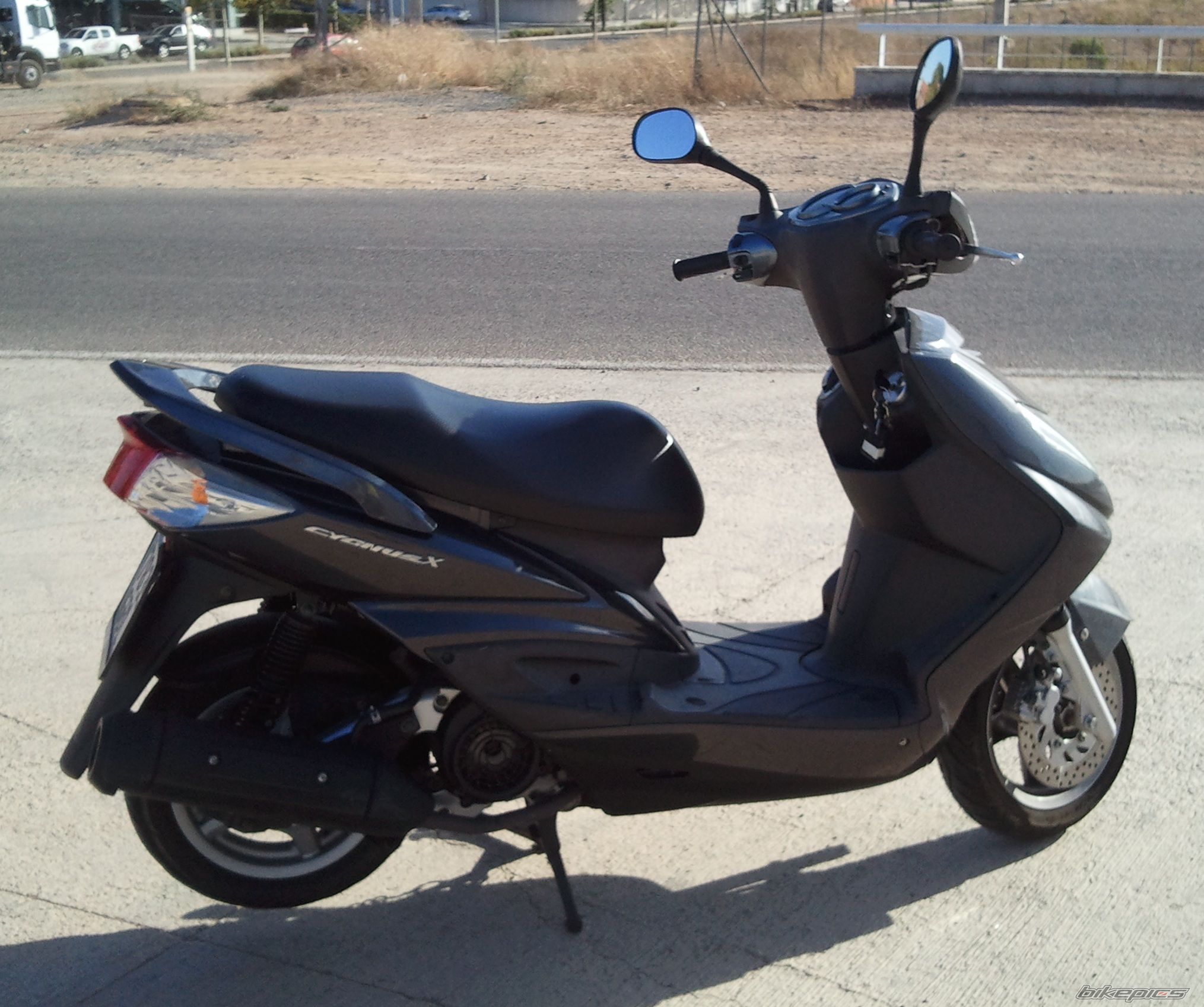 2008 YAMAHA CYGNUSX 4V | Picture 2283784 motorcycle photo