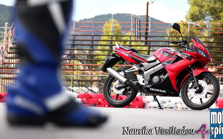 2010 HONDA CBR 125 | Picture 2285964 motorcycle photo