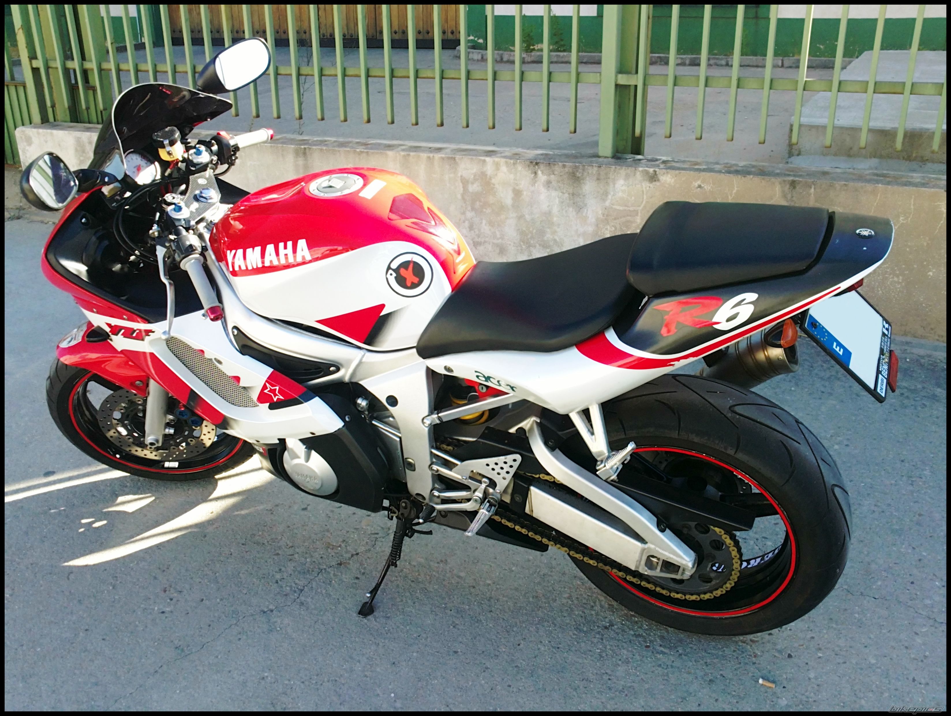 2000 YAMAHA YZF R6 | Picture 2285997 motorcycle photo