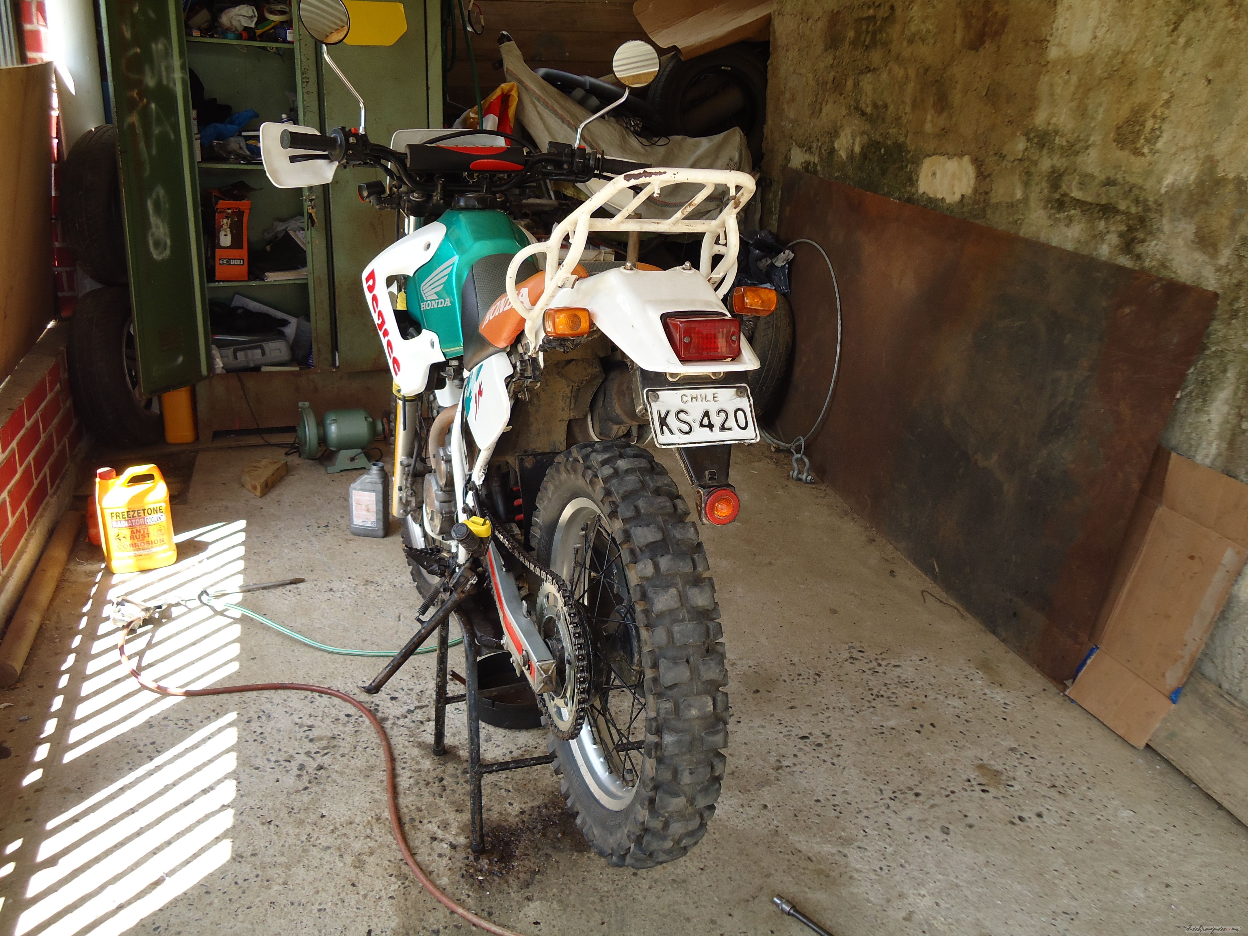 1993 HONDA XL 250 DEGREE | Picture 2286979 motorcycle photo