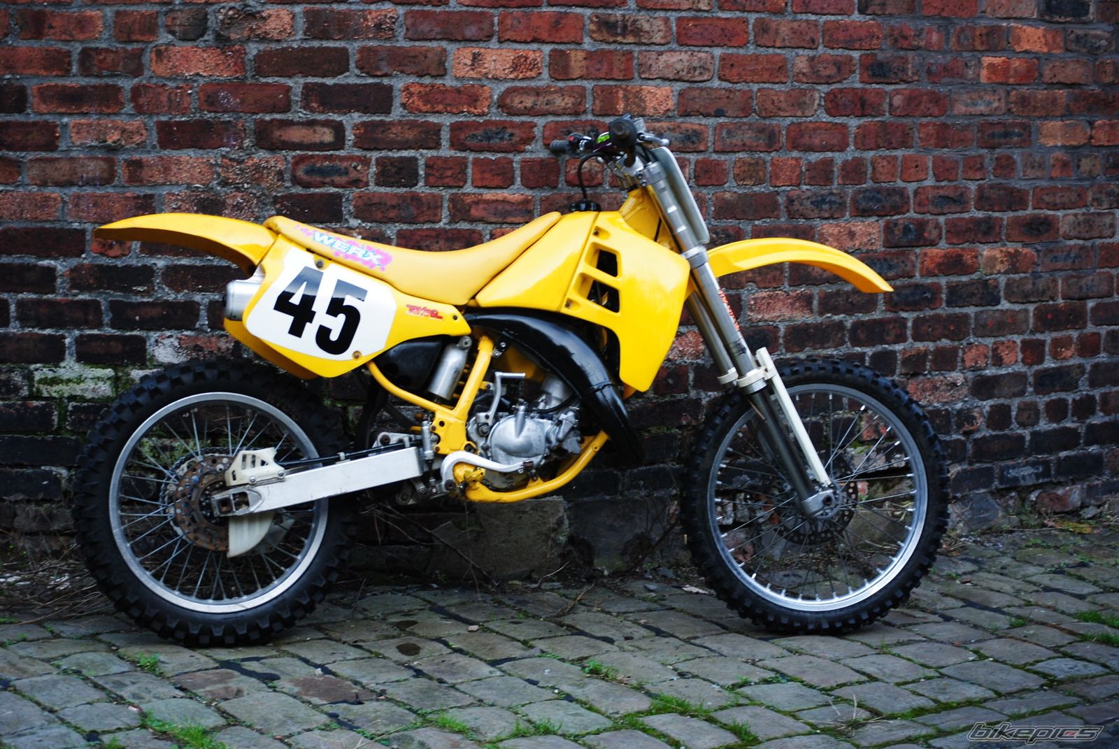 1991 SUZUKI RM 125 | Picture 2287774 motorcycle photo