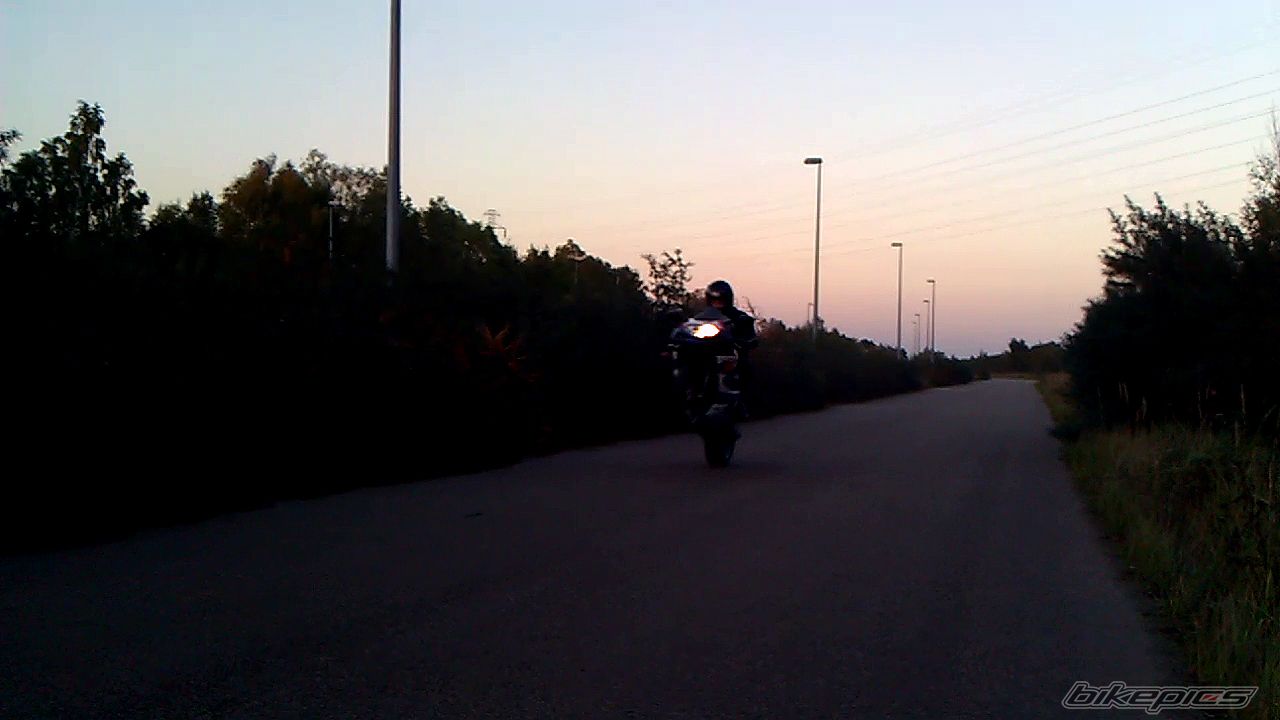 2001 SUZUKI GSX R 750 | Picture 2287793 motorcycle photo