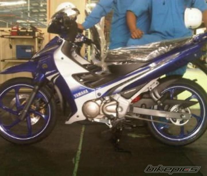 2012 YAMAHA 125 ZR | Picture 2288098 motorcycle photo