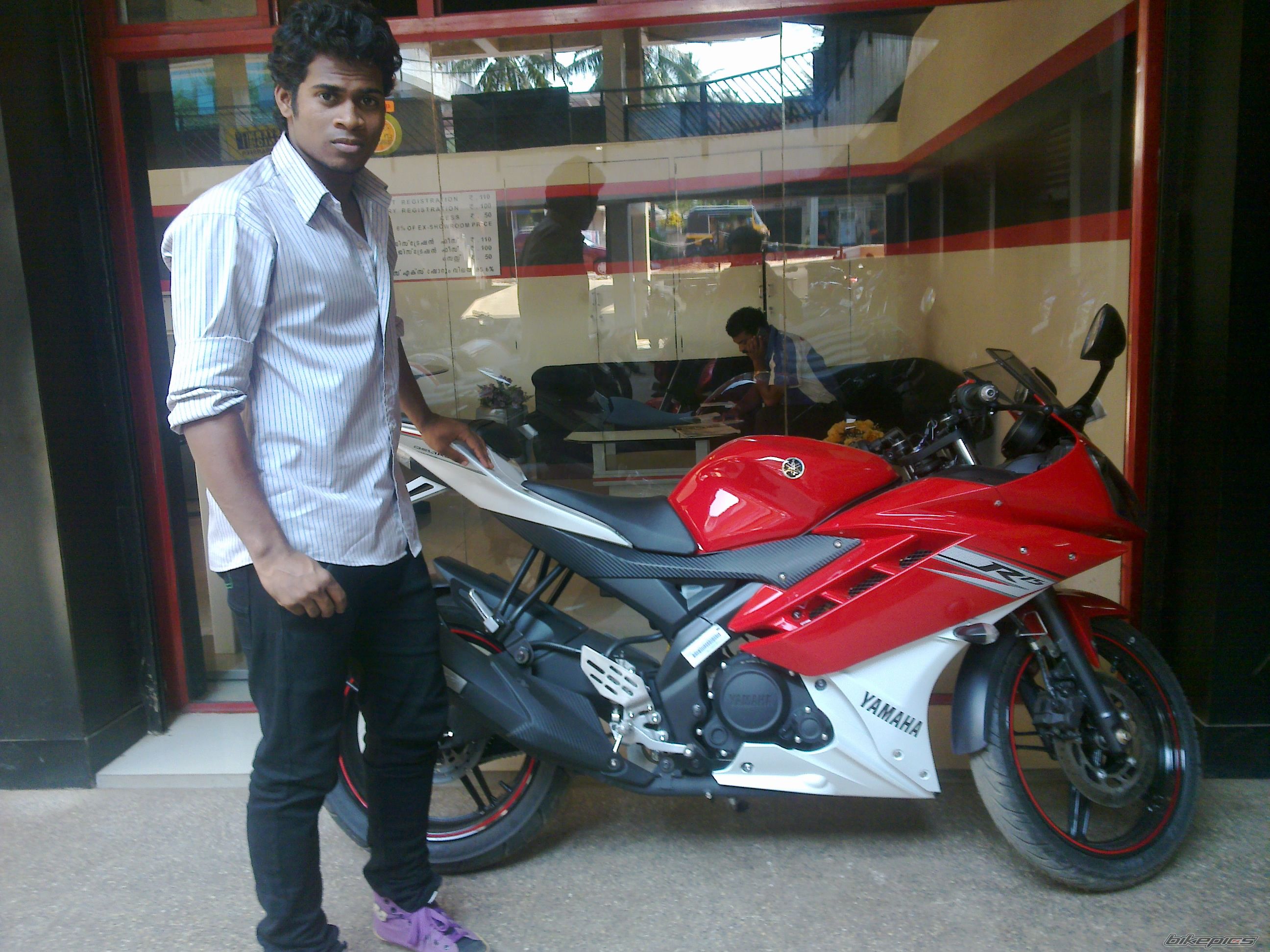2011 YAMAHA YZF R15 | Picture 2288528 motorcycle photo