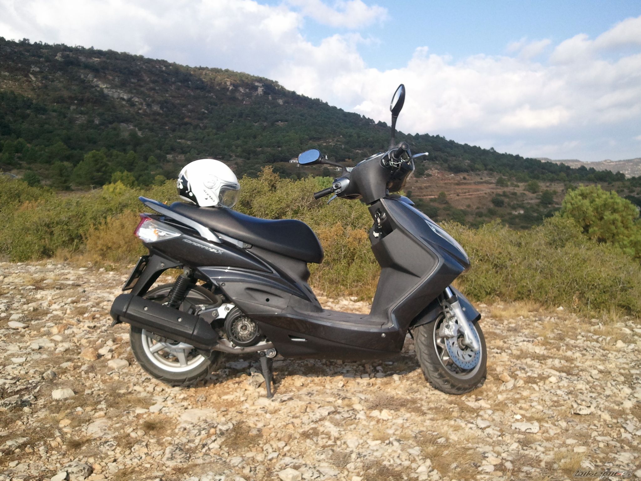 2008 YAMAHA CYGNUSX 4V | Picture 2288806 motorcycle photo