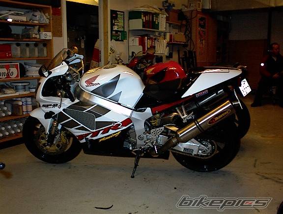2002 HONDA VTR 1000 SP1 | Picture 22891 motorcycle photo