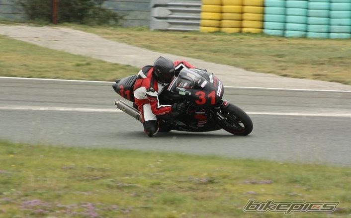 2001 APRILIA RSV 1000 MILLE | Picture 2289913 motorcycle photo