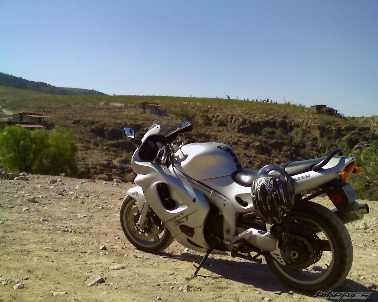 2004 TRIUMPH SPRINT ST | Picture 2290223 motorcycle photo