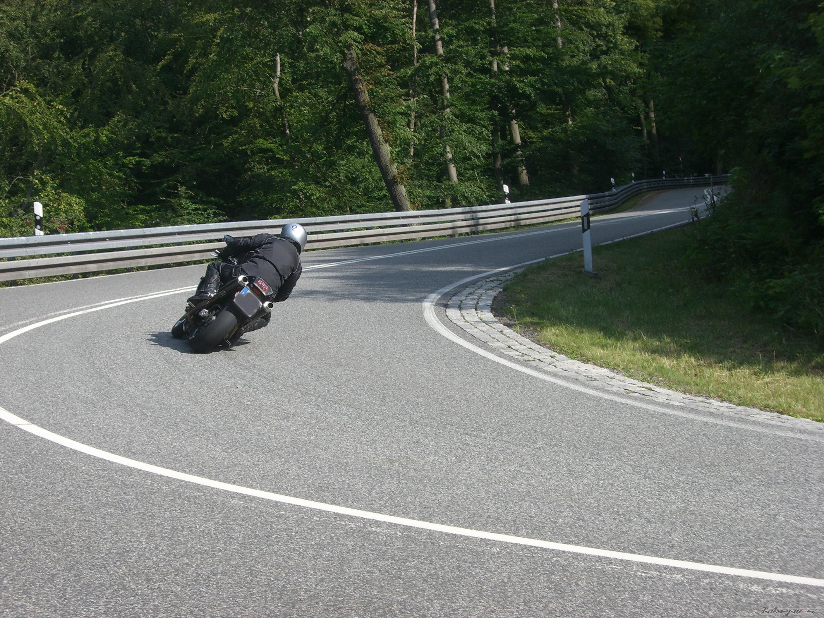 2001 HONDA VTR 1000 | Picture 2290471 motorcycle photo
