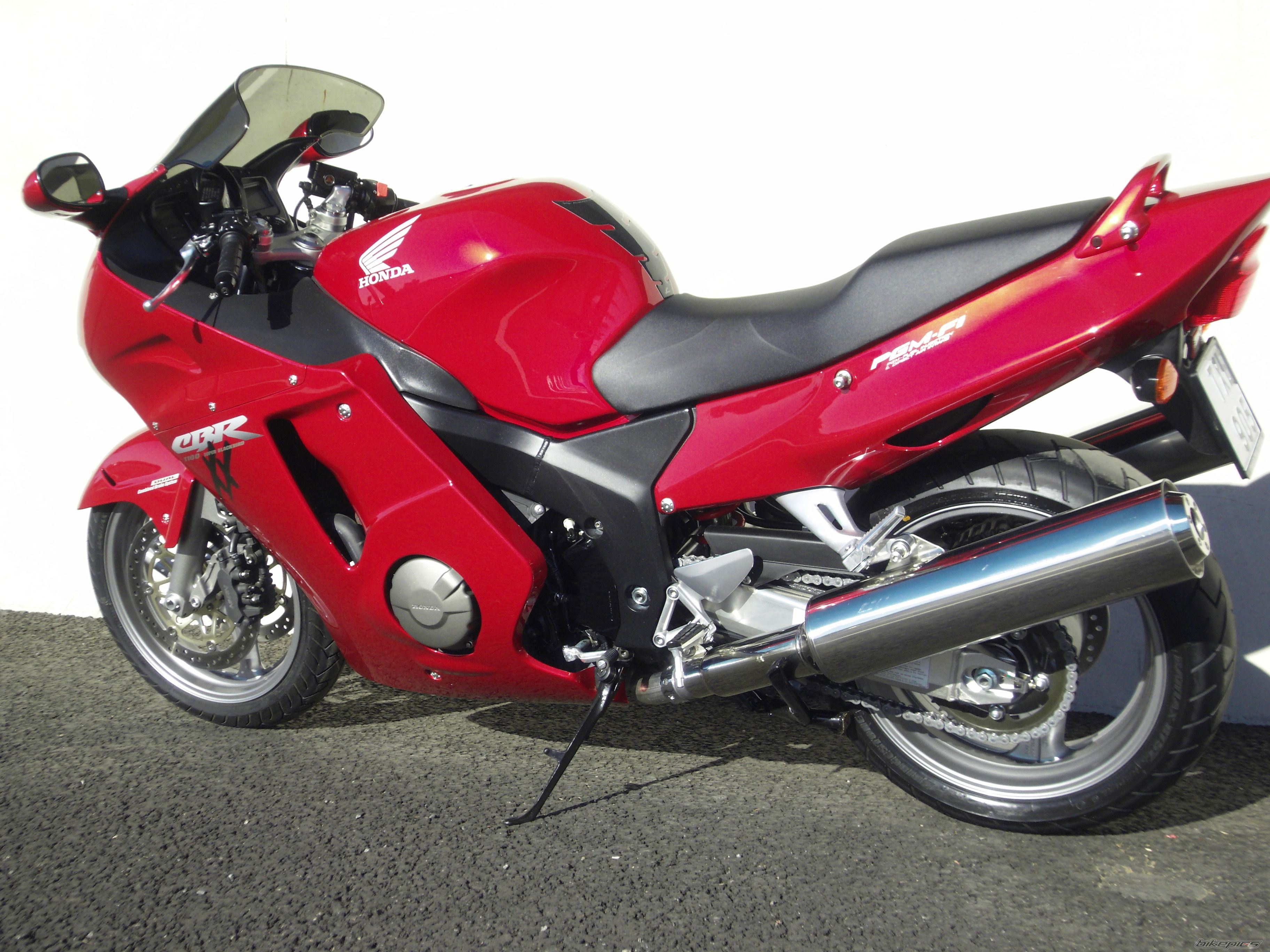 2003 HONDA CBR 1100 BLACKBIRD | Picture 2291080 motorcycle photo