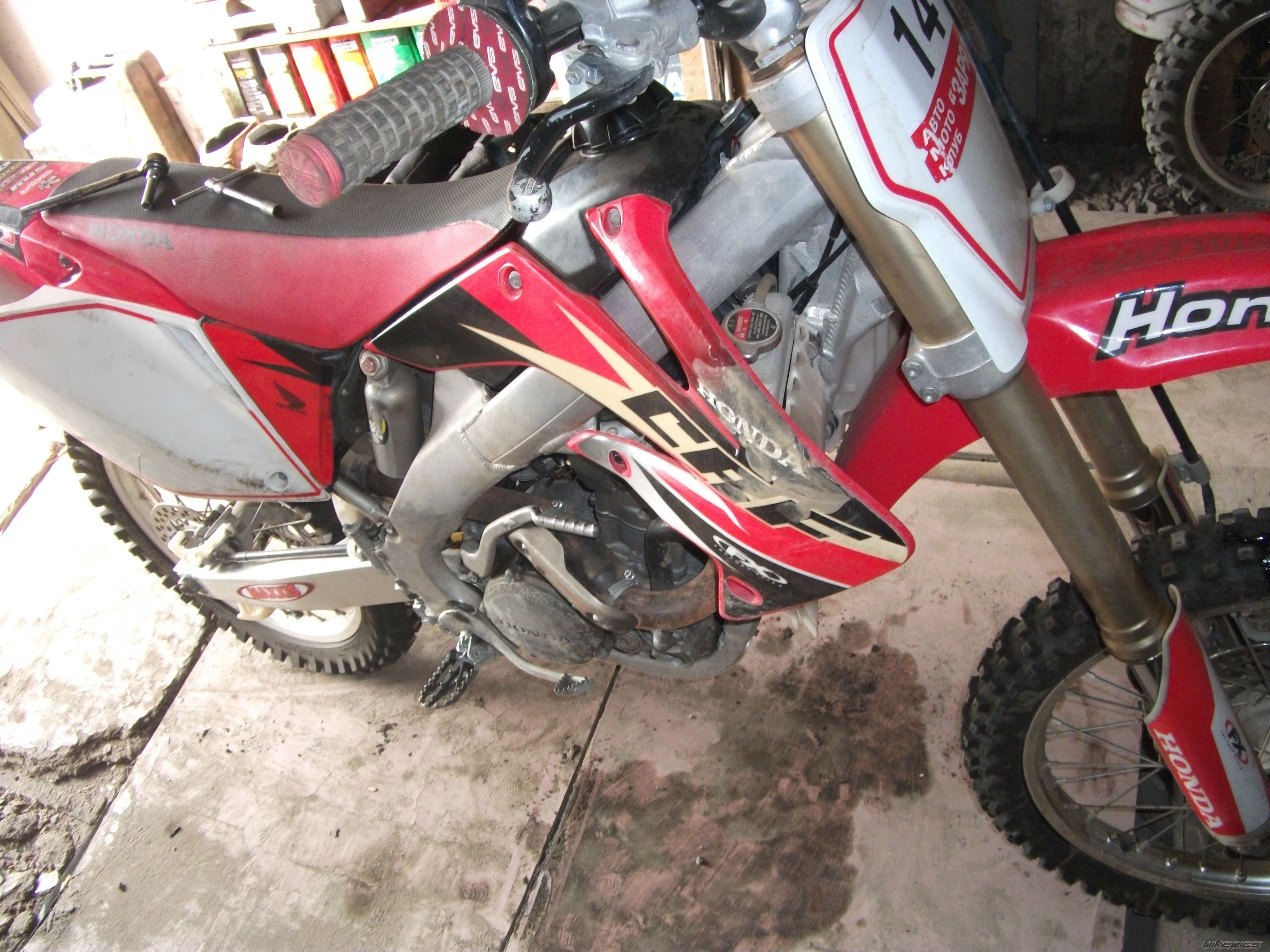2004 HONDA CRF 250 | Picture 2291325 motorcycle photo