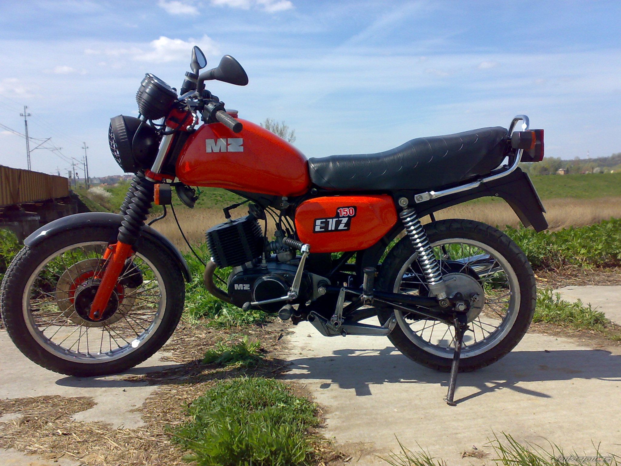 1991 MZ ETZ 150 | Picture 2292544 motorcycle photo