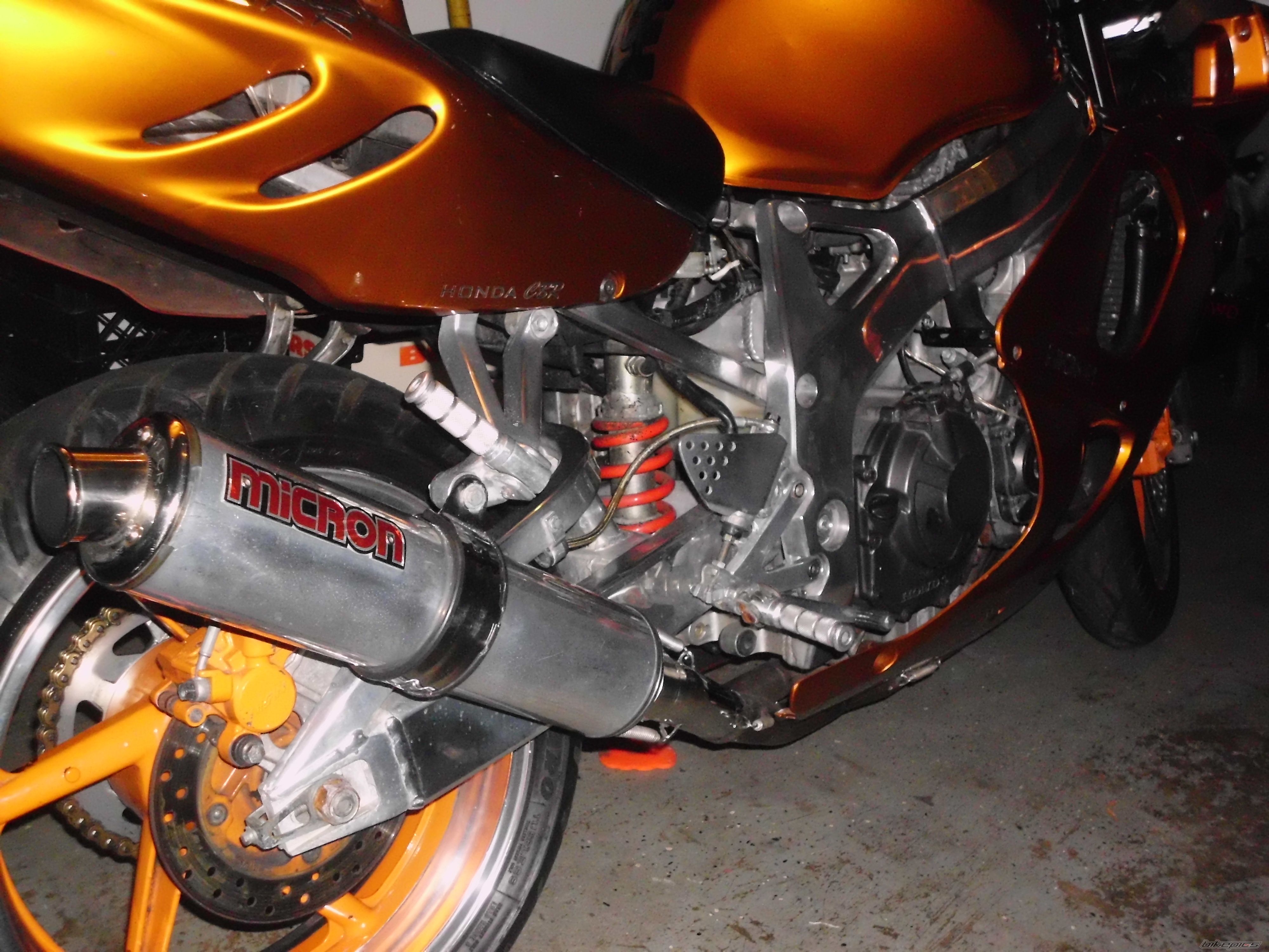 1996 HONDA CBR 900RR FIREBLADE | Picture 2293173 motorcycle photo