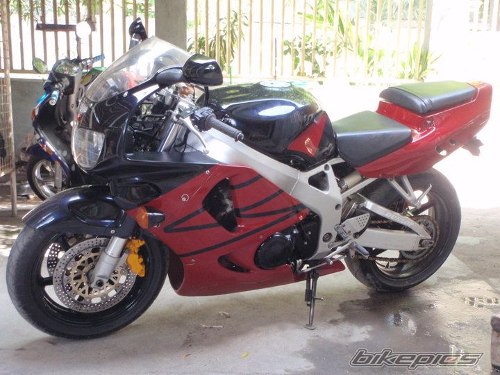 1996 HONDA CBR 900RR FIREBLADE | Picture 2293212 motorcycle photo