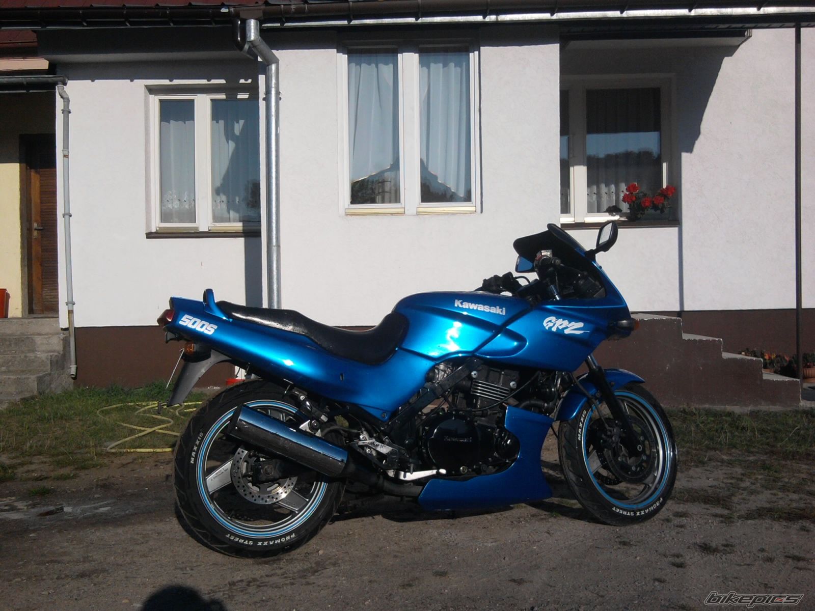 1995 KAWASAKI GPZ 500 | Picture 2293220 motorcycle photo