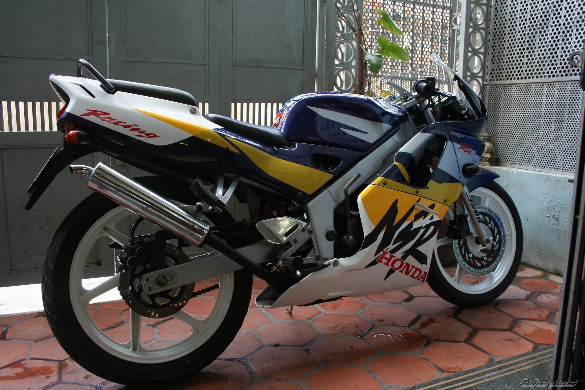 2011 HONDA NSR 150 RR | Picture 2293238 motorcycle photo