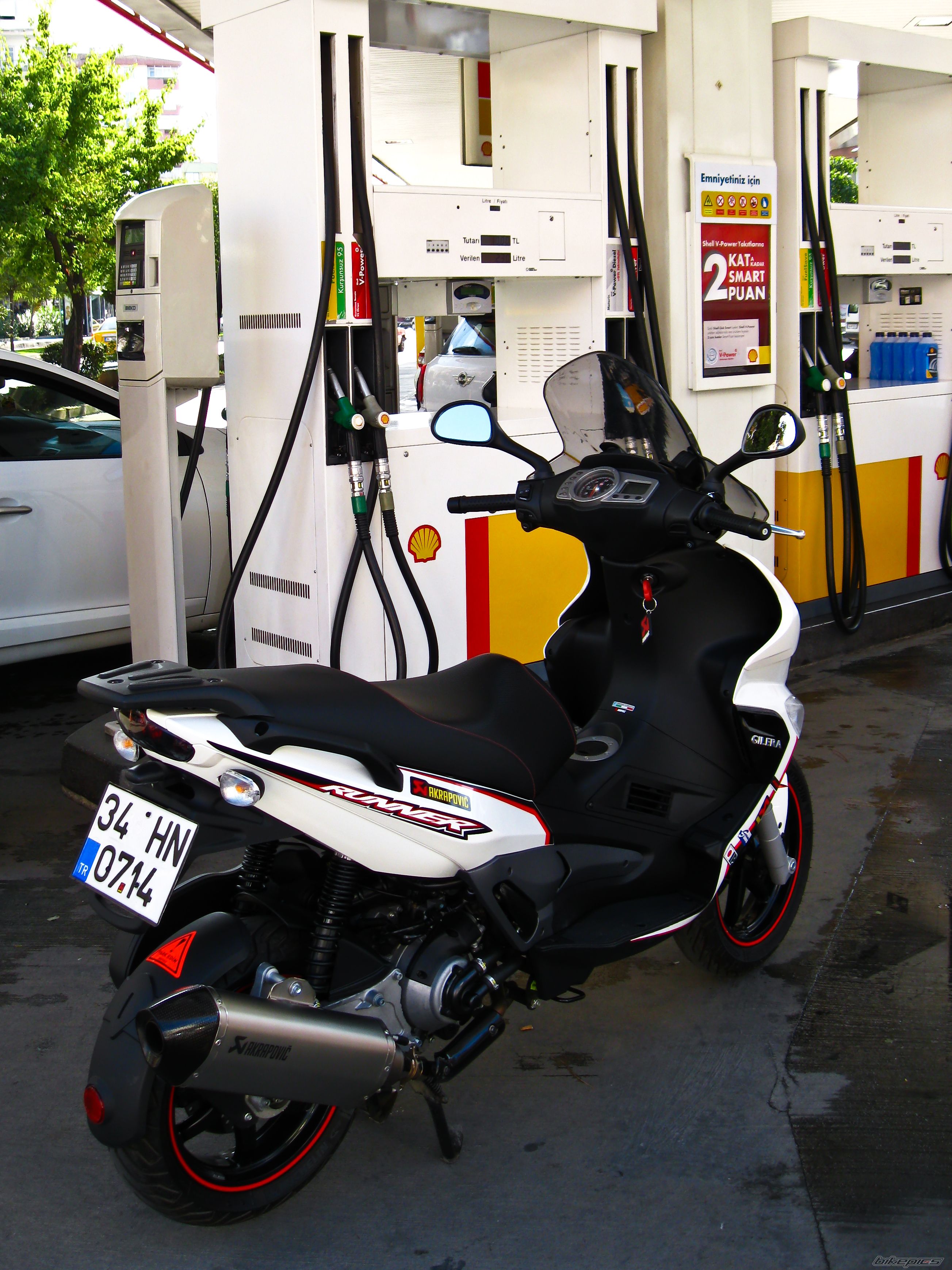 2011 GILERA RUNNER ST 200 | Picture 2294487 motorcycle photo