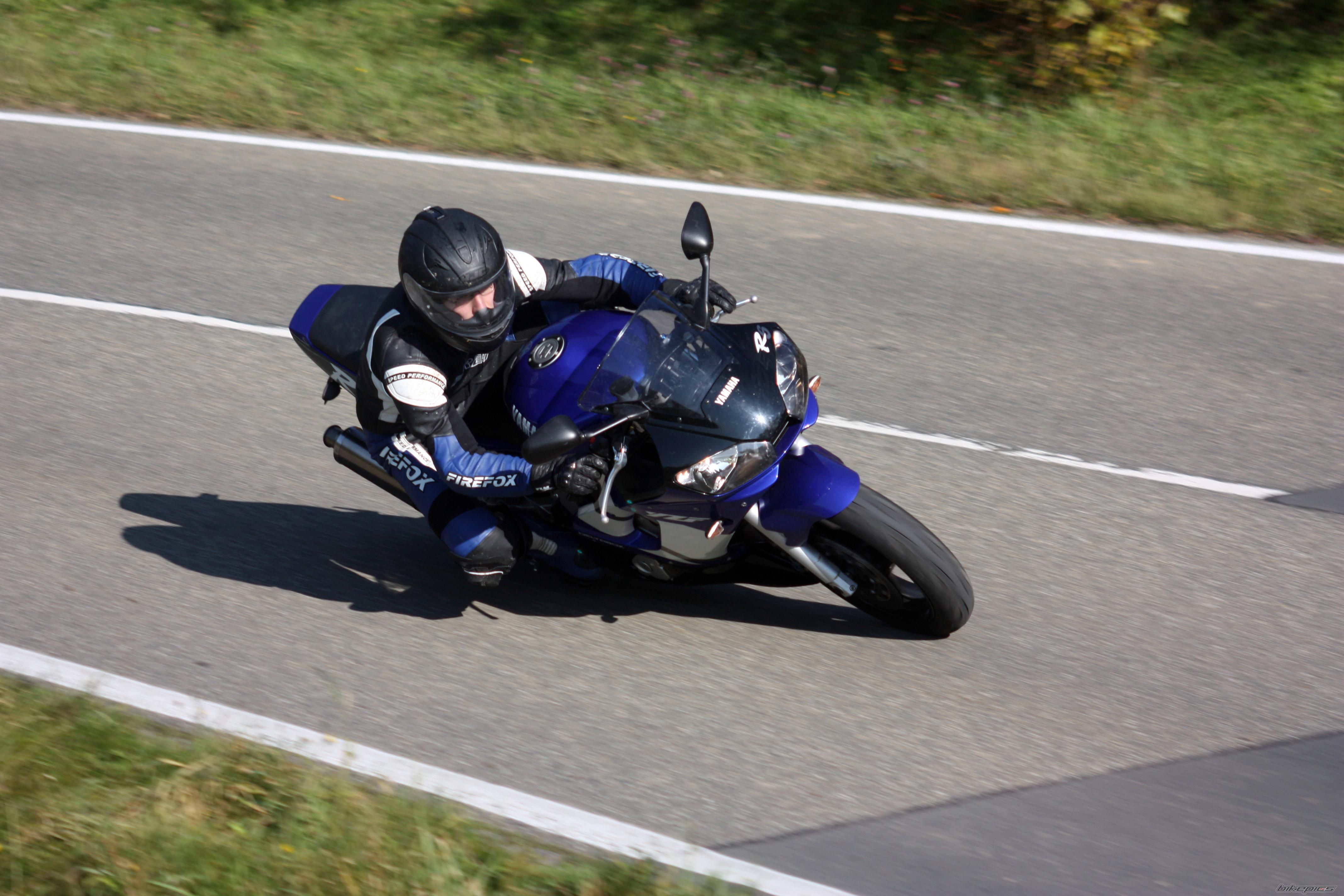 2001 YAMAHA YZF R6 | Picture 2295015 motorcycle photo