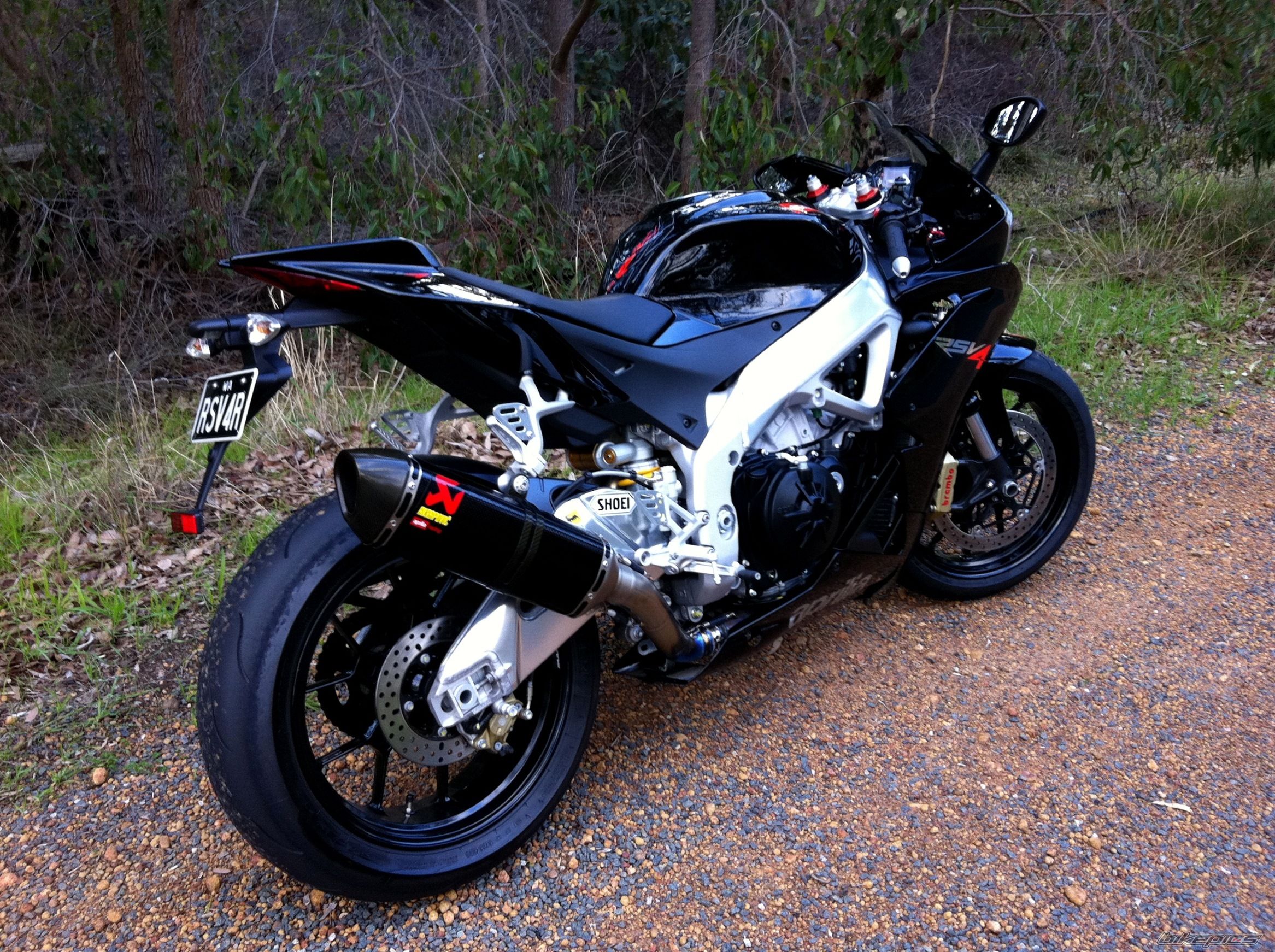 2010 APRILIA RSV4 | Picture 2295261 motorcycle photo