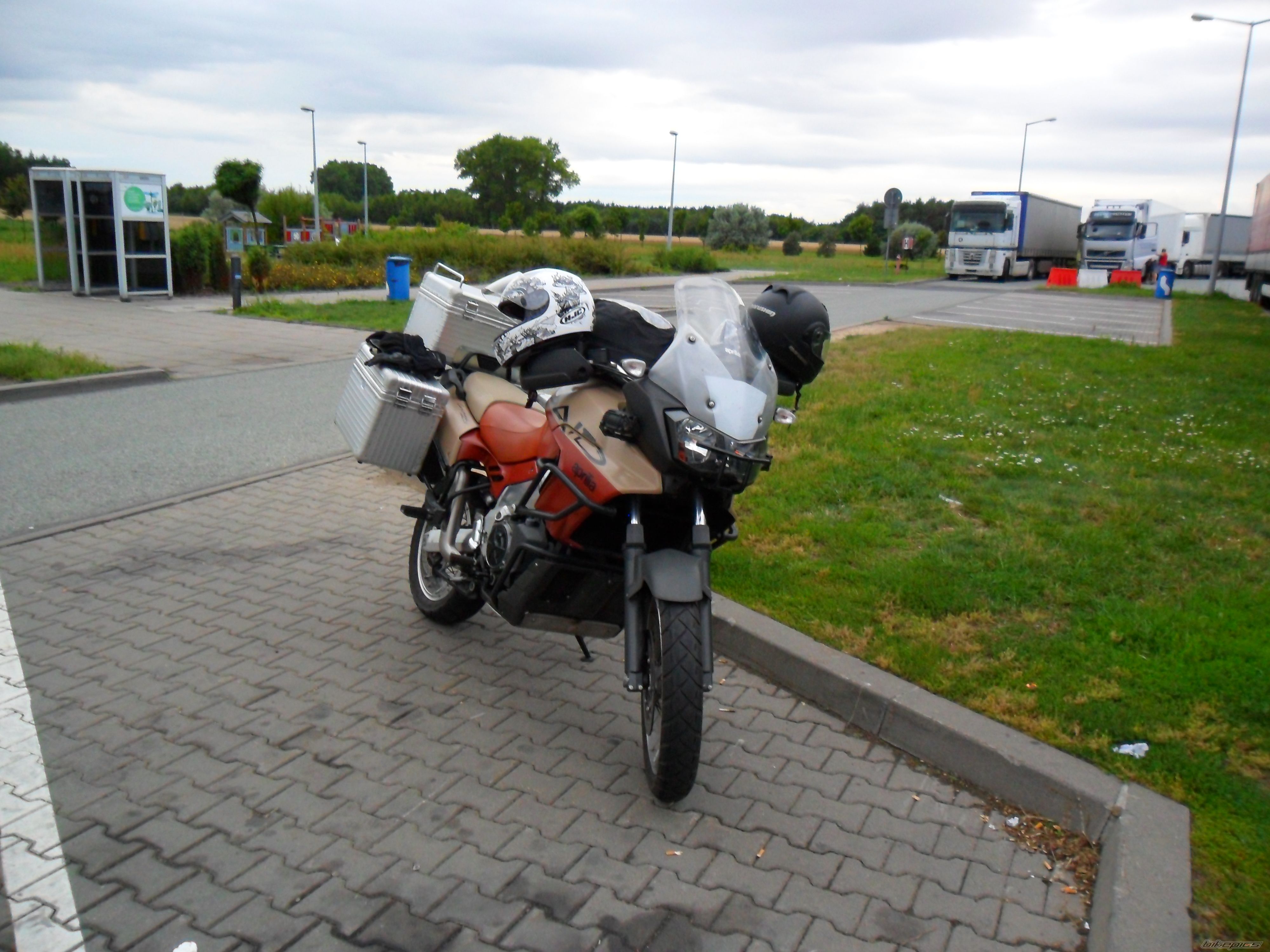 2003 APRILIA CAPONORD RALLY RAID | Picture 2295559 motorcycle photo
