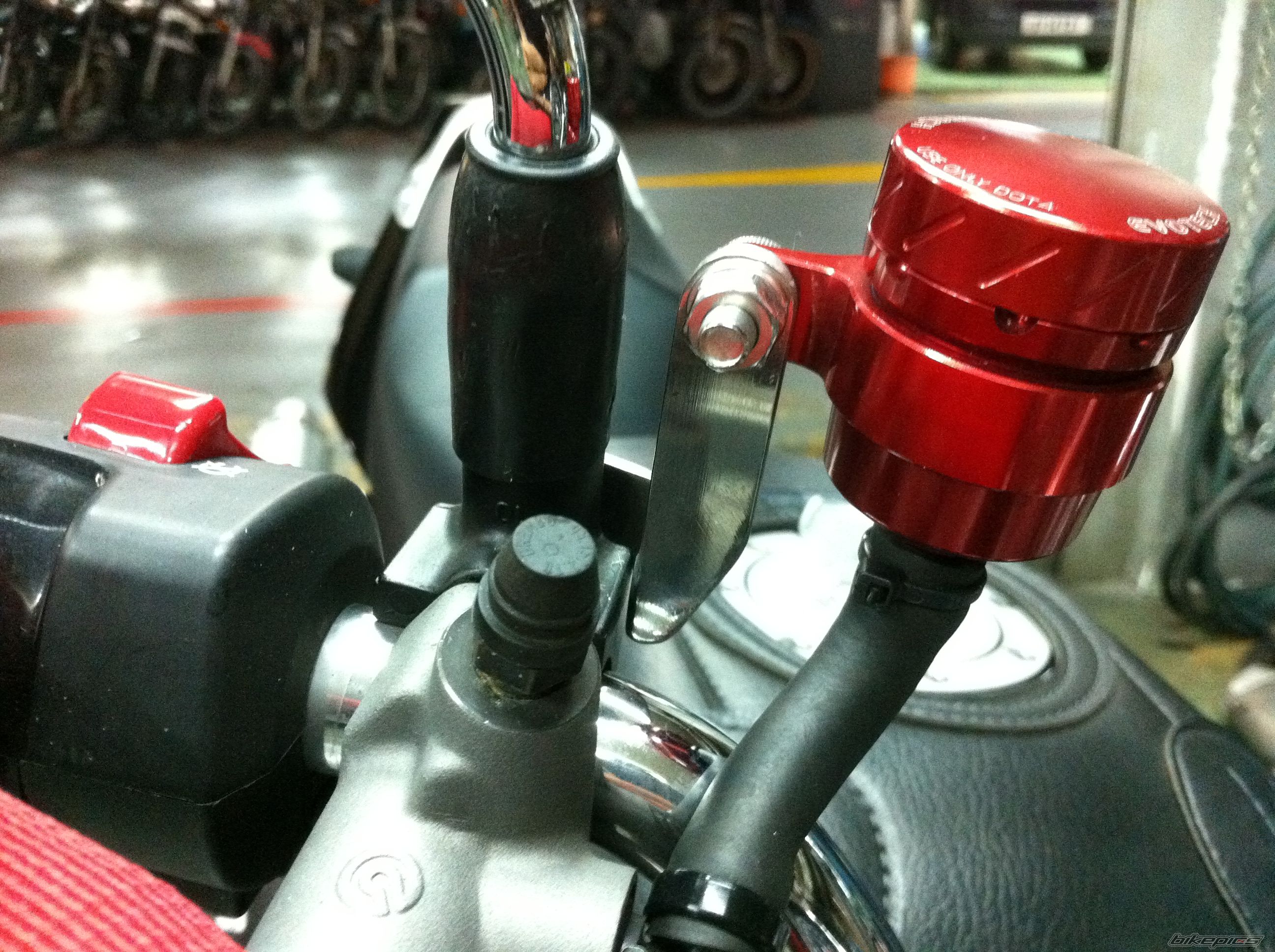 2011 HONDA CB400 REVO | Picture 2296072 motorcycle photo