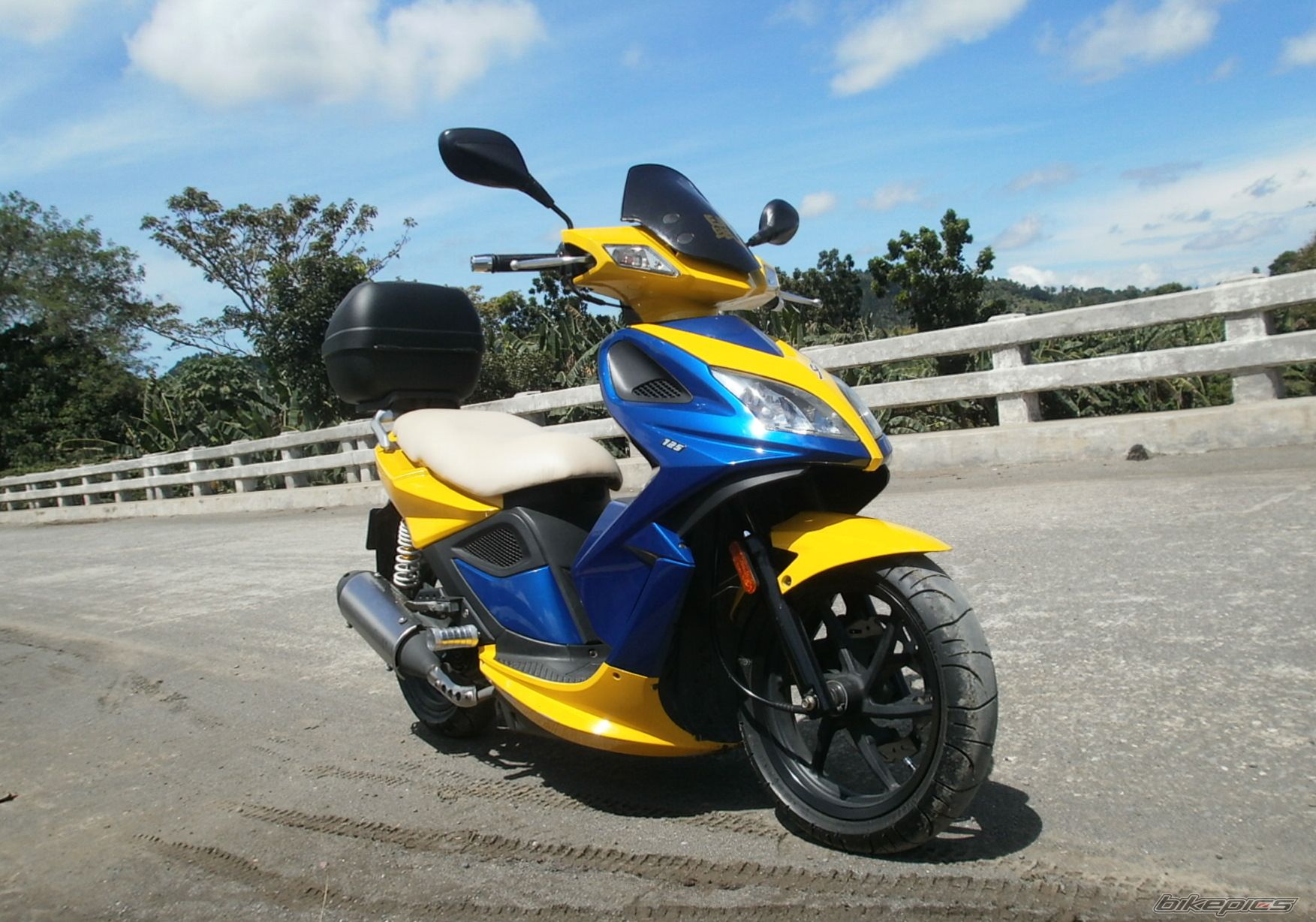 2009 KYMCO SUPER 8 | Picture 2298891 motorcycle photo