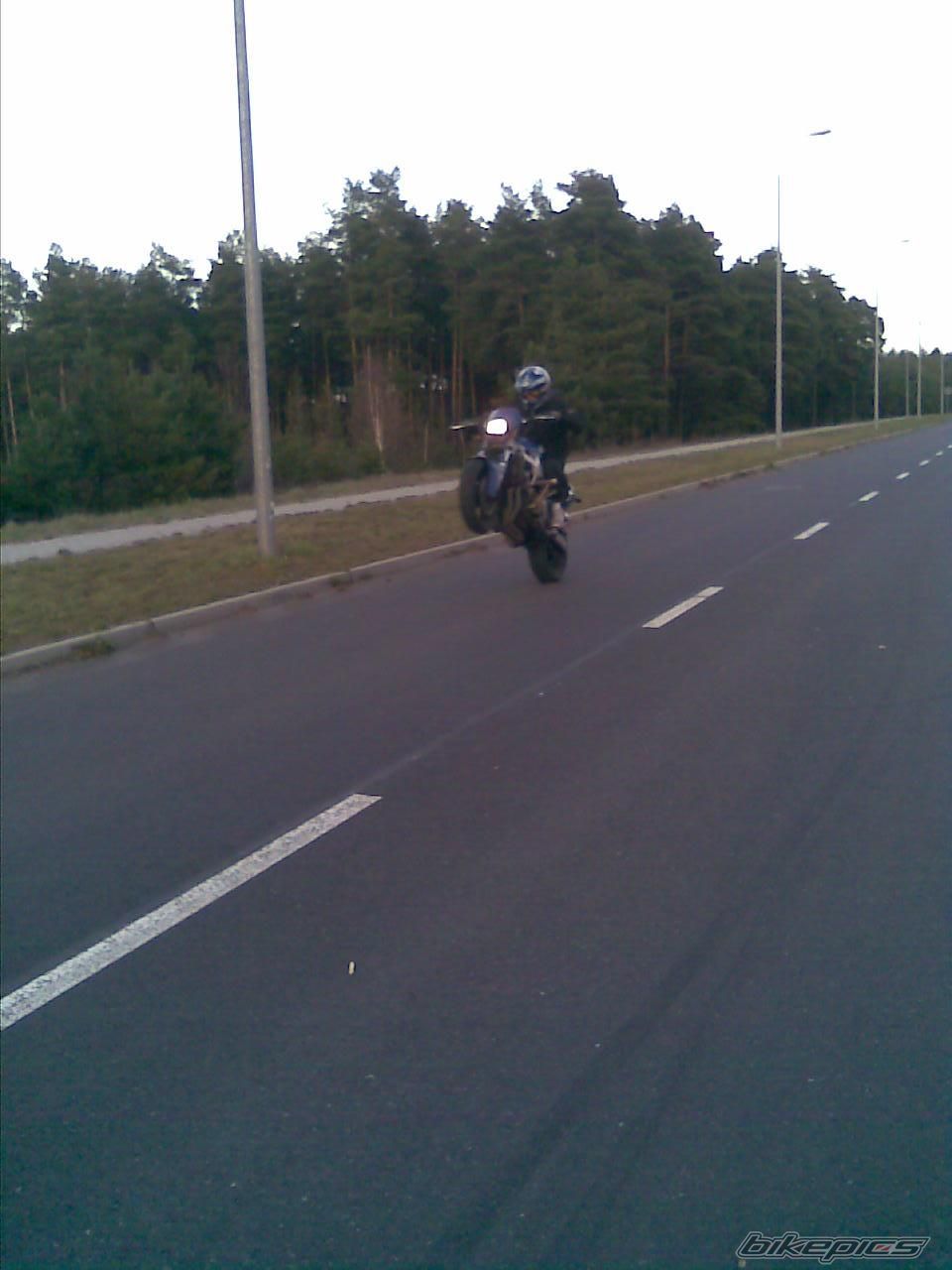 1999 YAMAHA YZF 600 | Picture 2299056 motorcycle photo