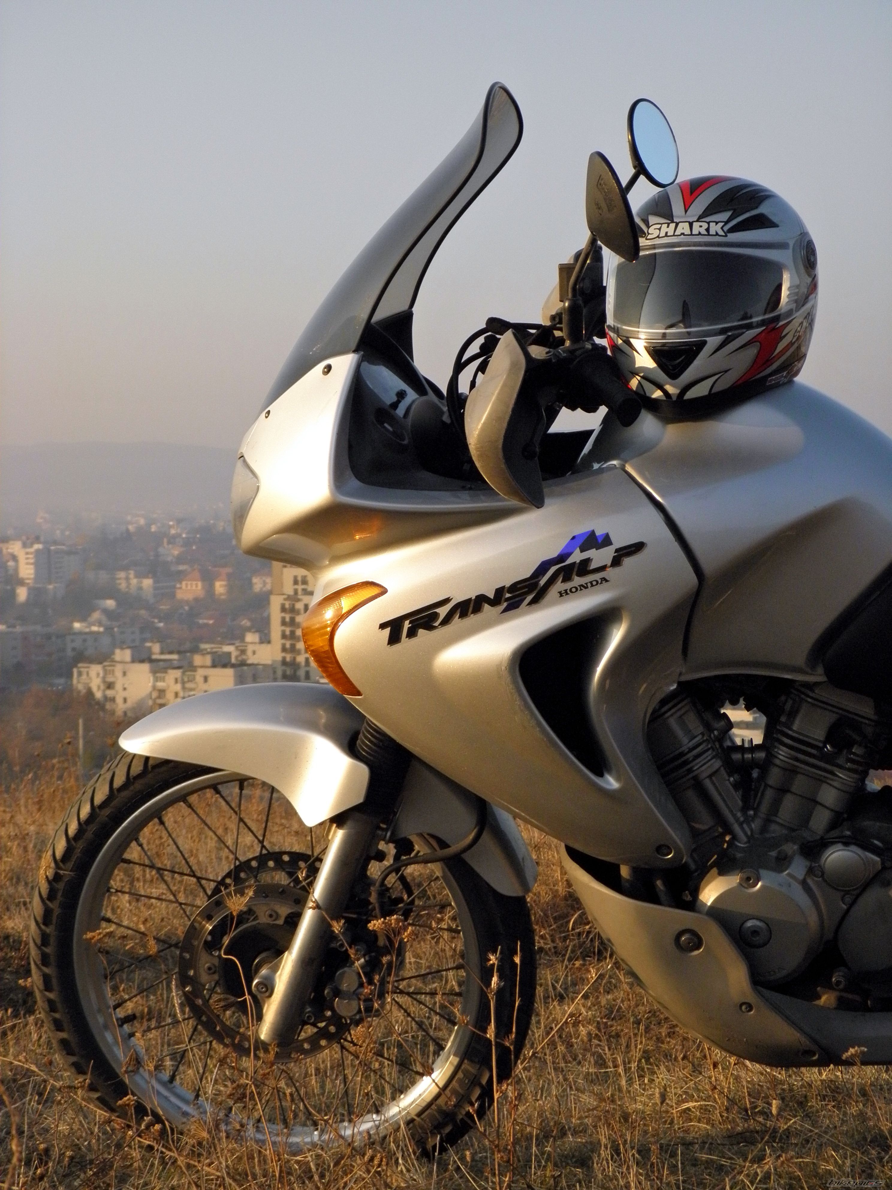 2001 HONDA XL 650V TRANSALP | Picture 2300223 motorcycle photo