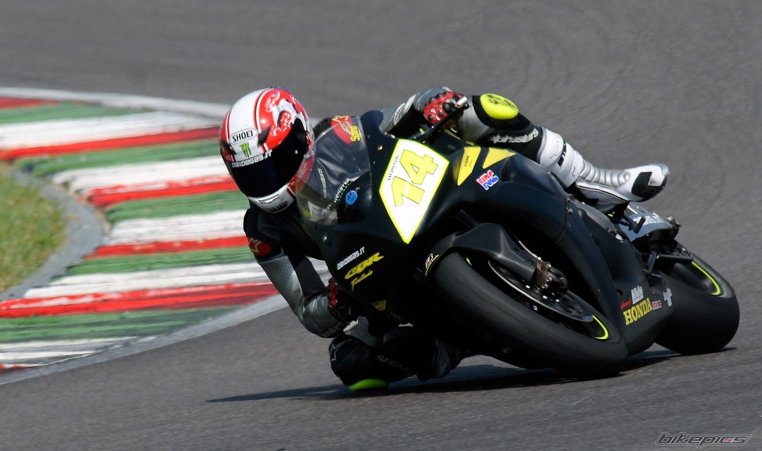 2005 HONDA CBR 1000  RR | Picture 2300587 motorcycle photo