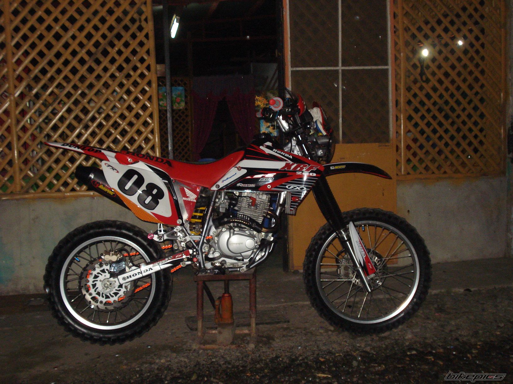2009 HONDA XR 200 | Picture 2302858 motorcycle photo