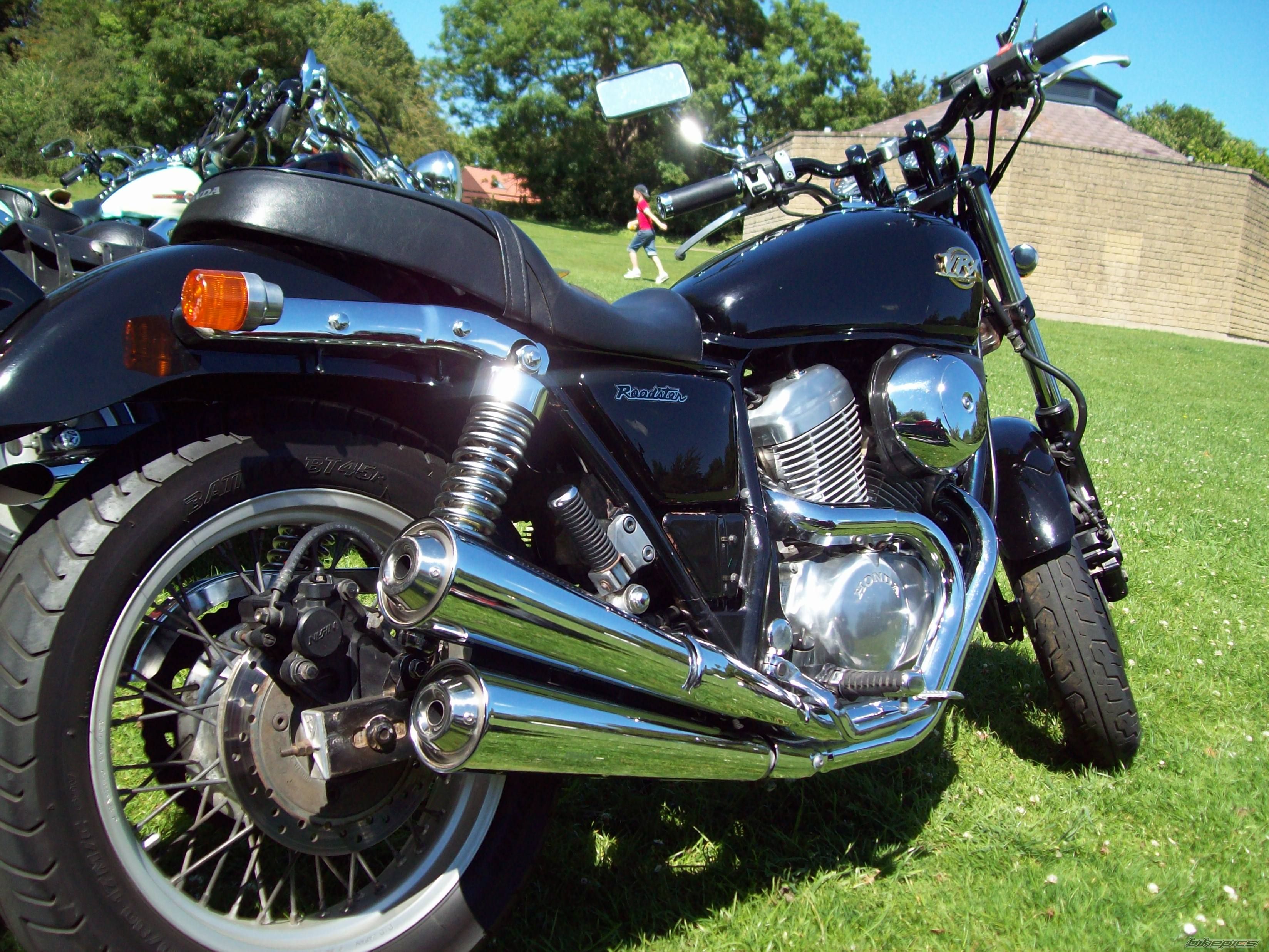 2000 HONDA VRX ROADSTER | Picture 2304364 motorcycle photo