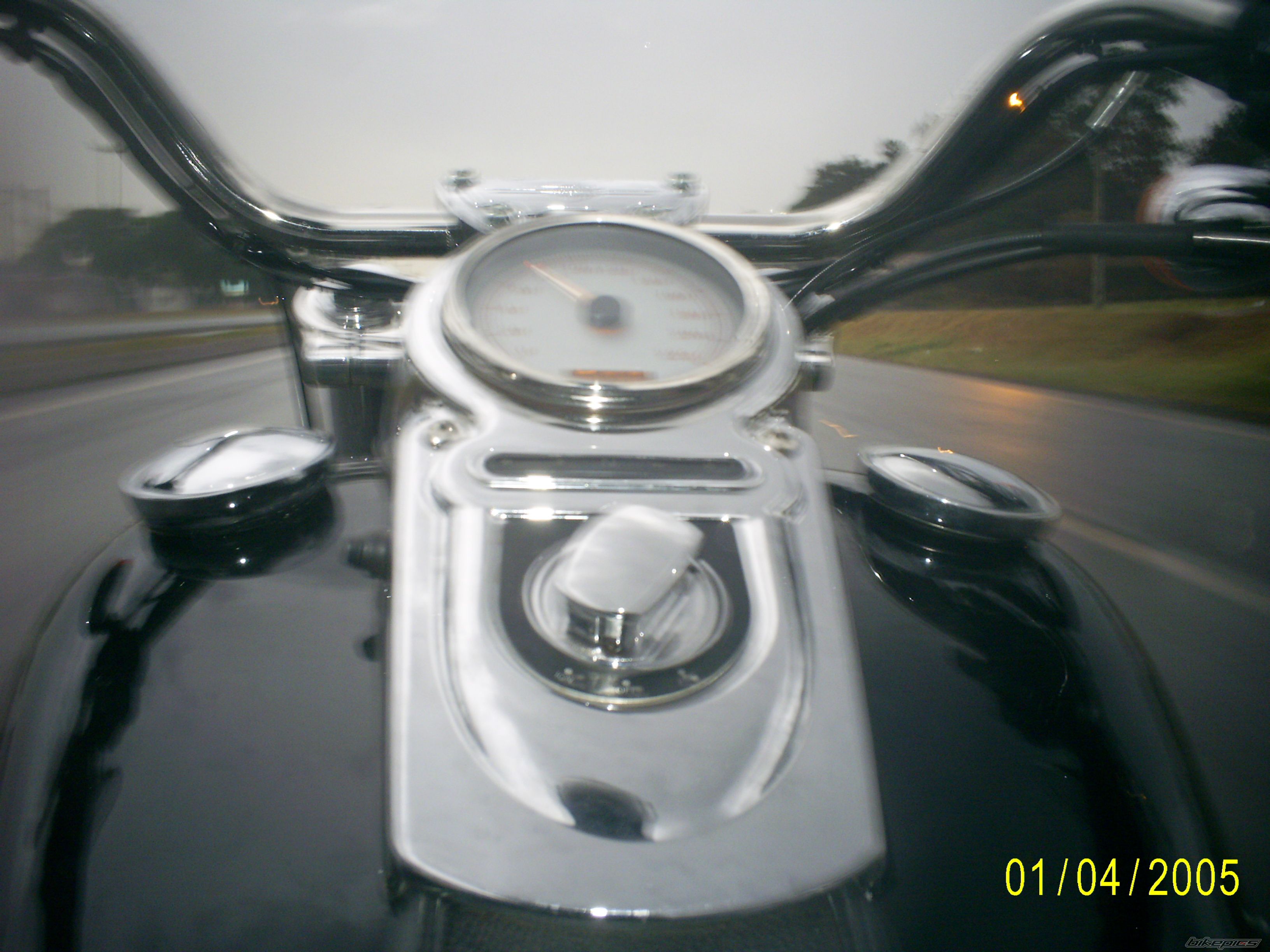 2011 HARLEY DAVIDSON DYNA SUPER GLIDE CUSTOM | Picture 2305205 motorcycle photo