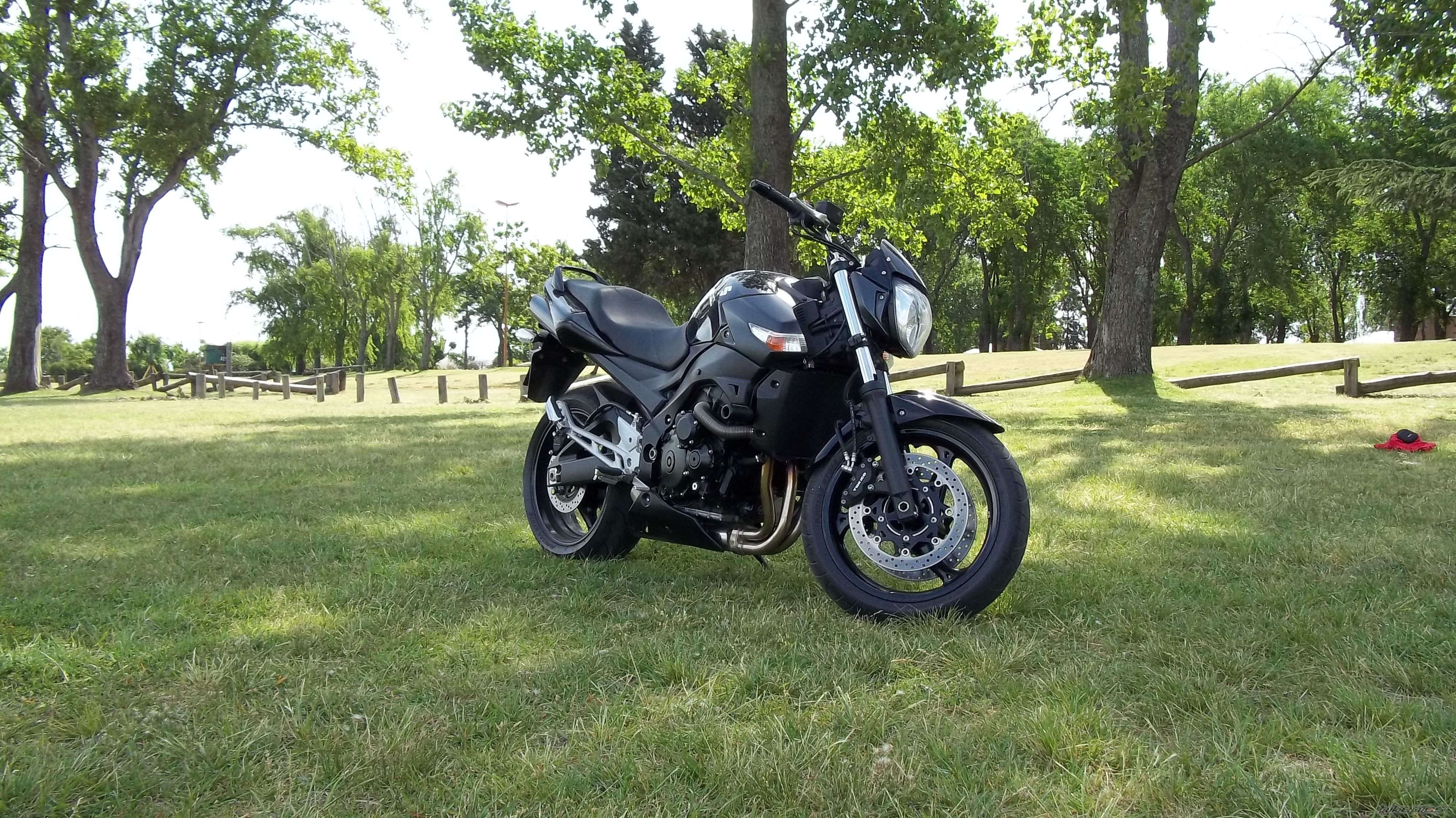 2009 SUZUKI GSR 600 | Picture 2305694 motorcycle photo