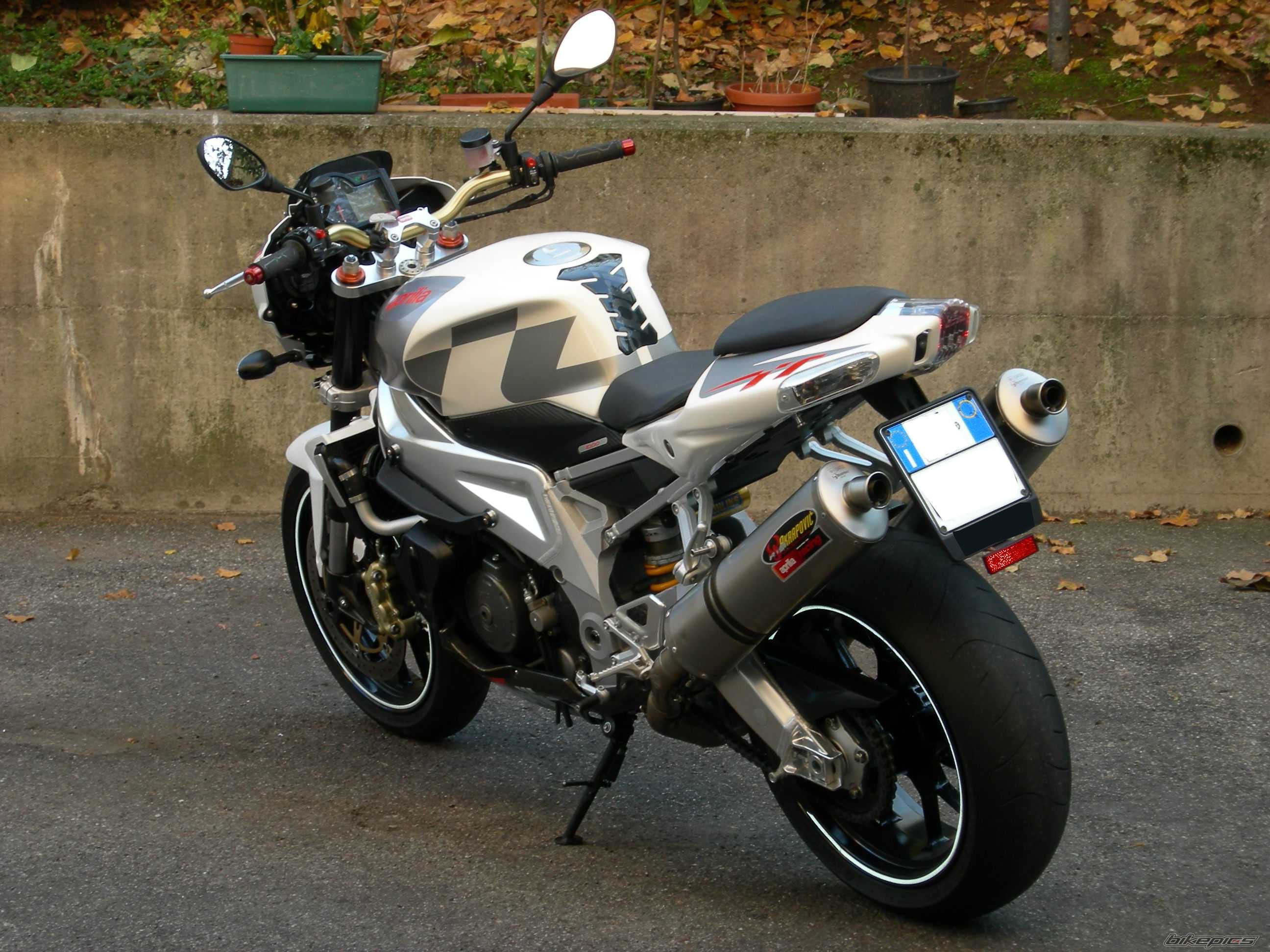 2009 APRILIA TUONO R V2 | Picture 2307411 motorcycle photo