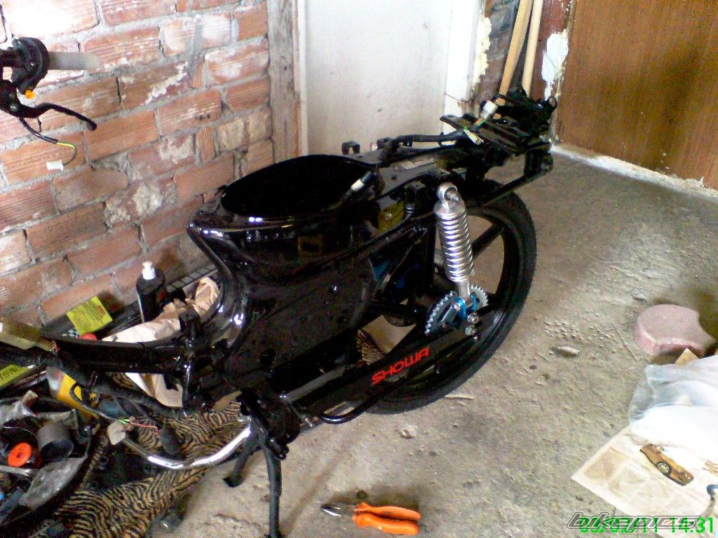 2011 ASTRA HONDA GRAND | Picture 2307603 motorcycle photo