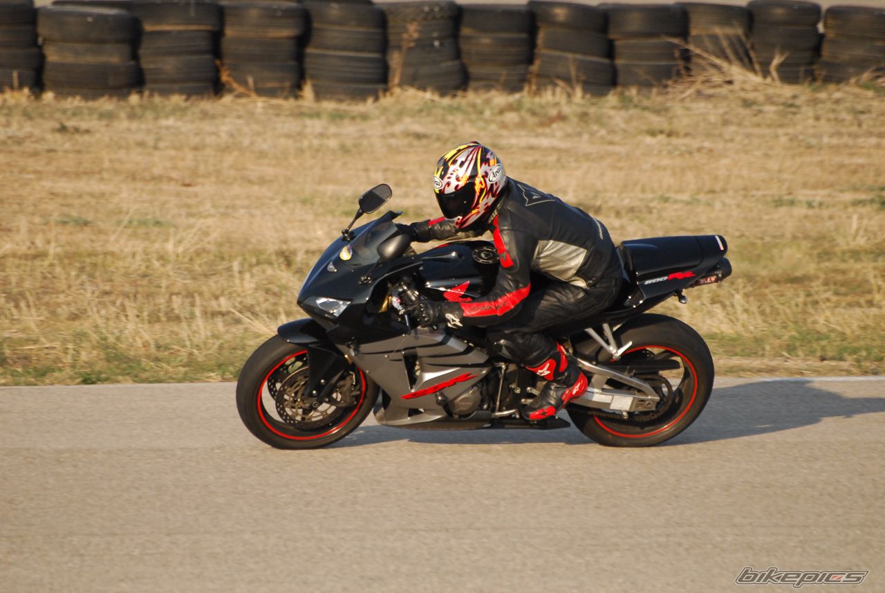 2005 HONDA CBR 600 RR | Picture 2307839 motorcycle photo