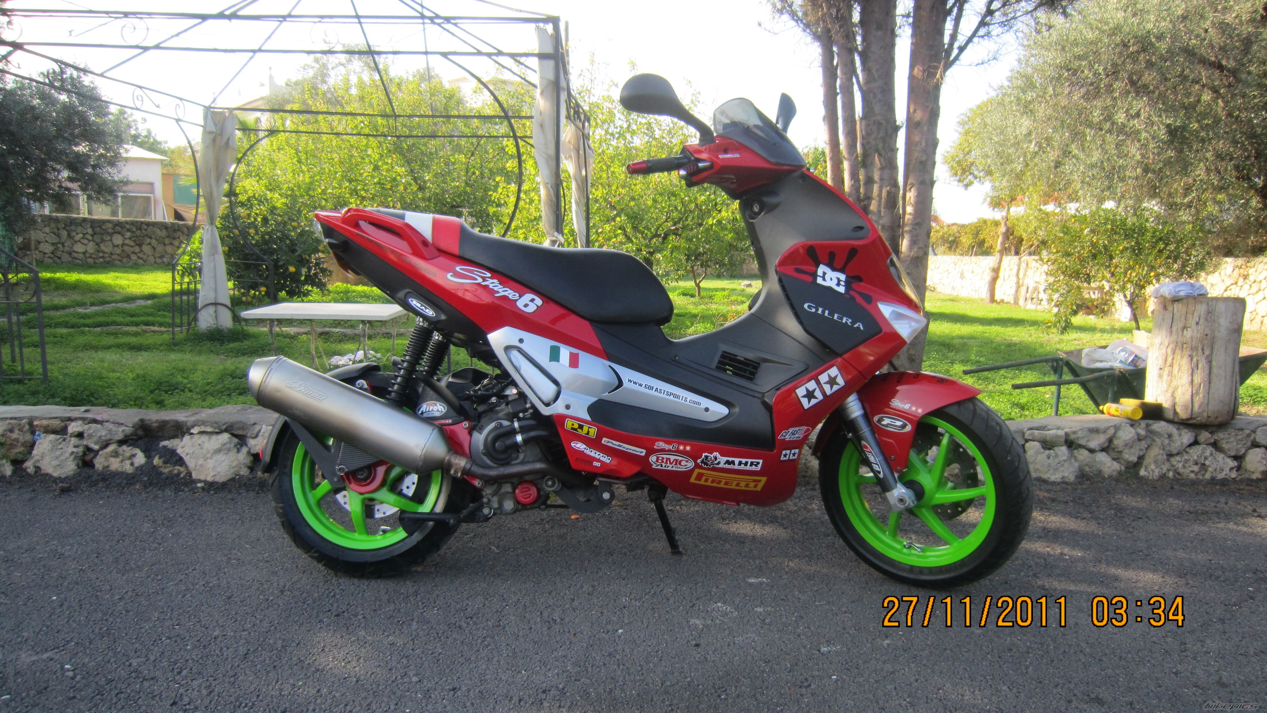 2011 GILERA RUNNER 200 VXR | Picture 2308090 motorcycle photo