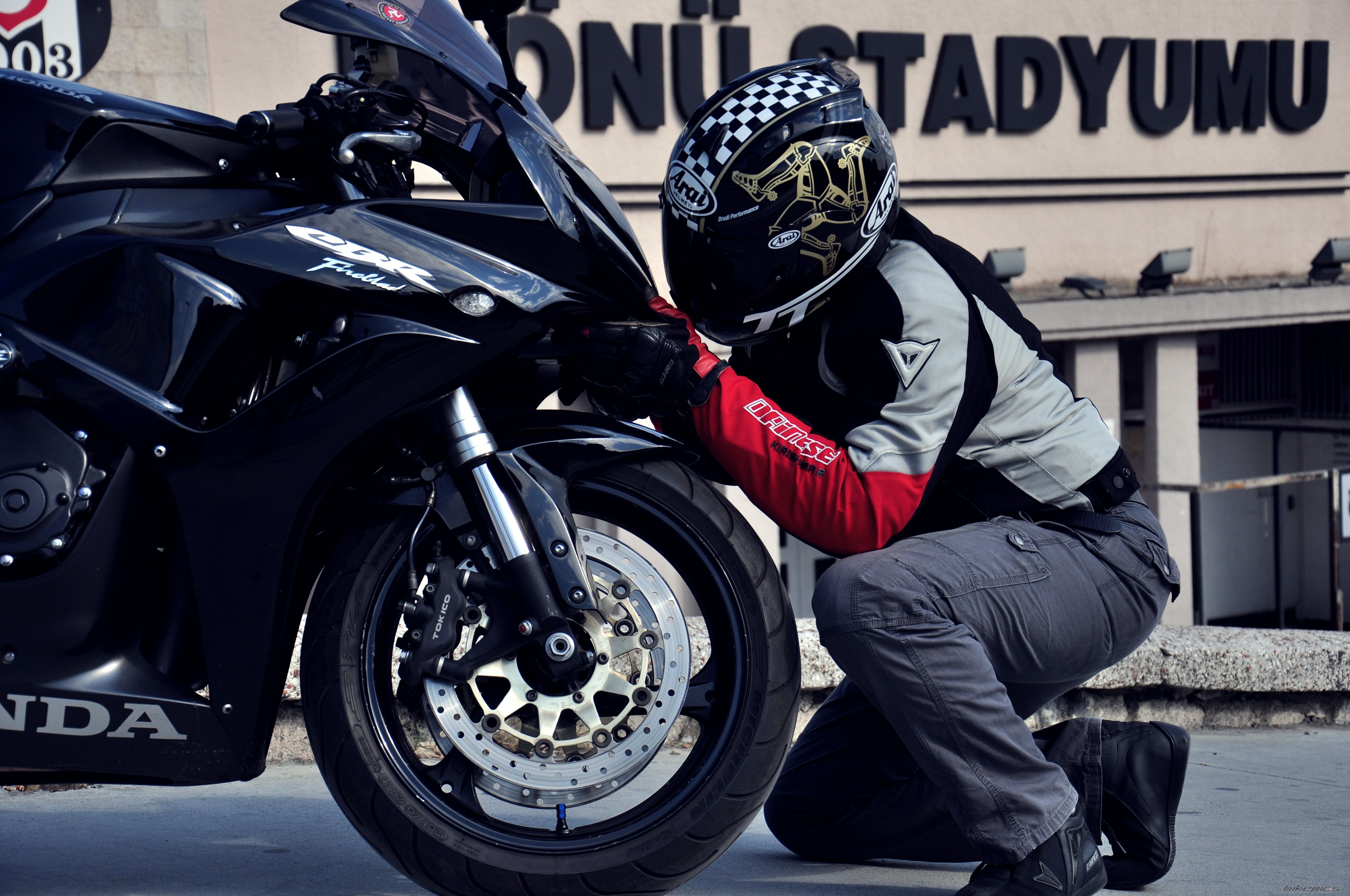 2011 HONDA CBR 1000  RR | Picture 2308264 motorcycle photo